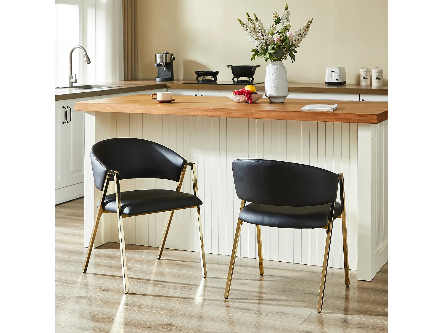 Set van 2 zwarte PU-eetkamerstoelen met goudkleurig metalen frame
