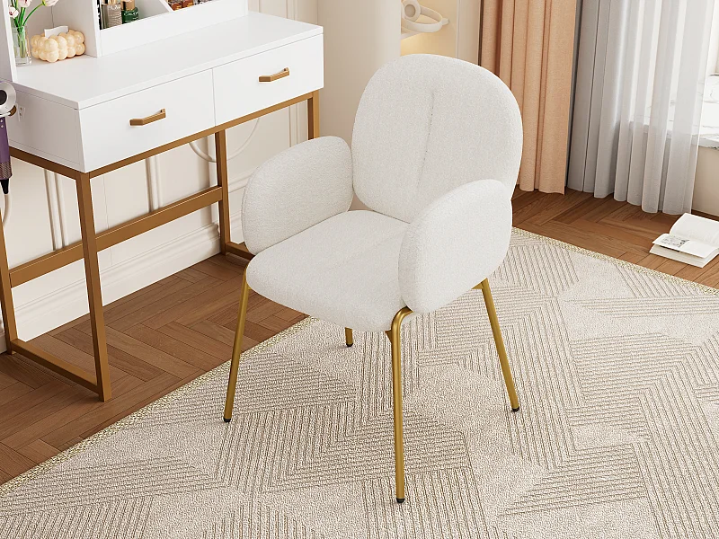 Stoel met gouden metalen poten - Beige Teddy-stof