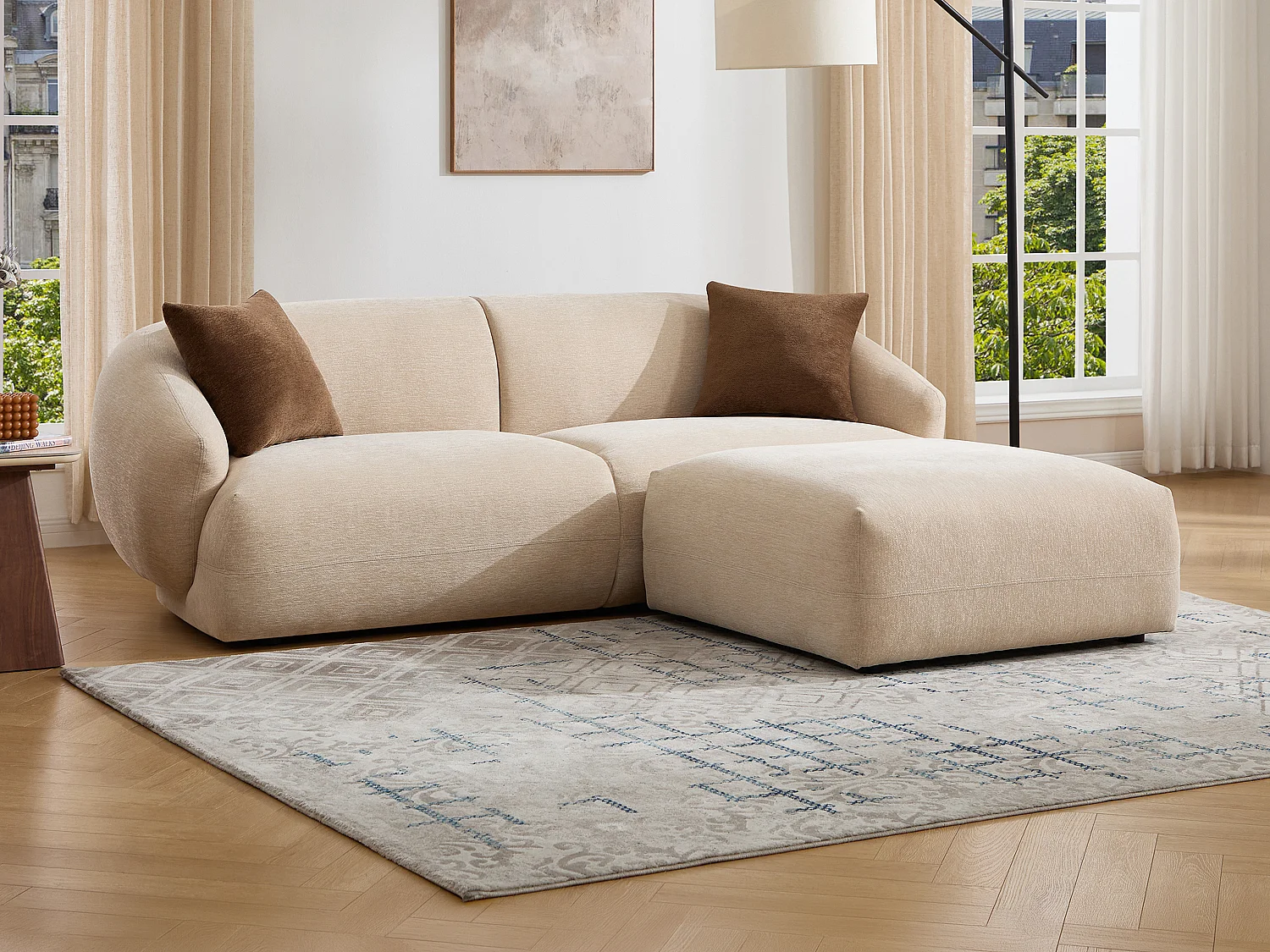 Canapé 3 places et pouf en tissu texturé beige MIBASTO