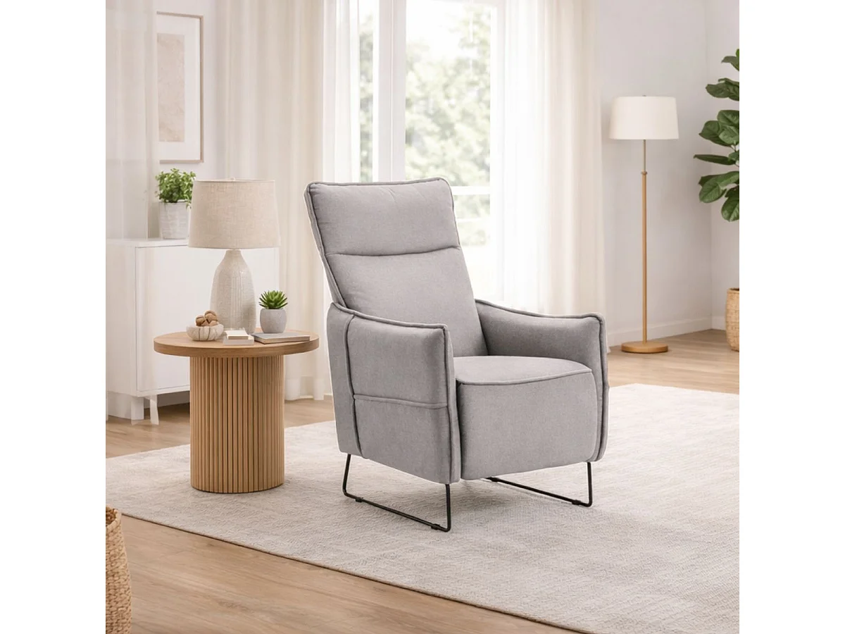 Fauteuil Relax design en tissu gris clair piètement métal luge - HASSAN
