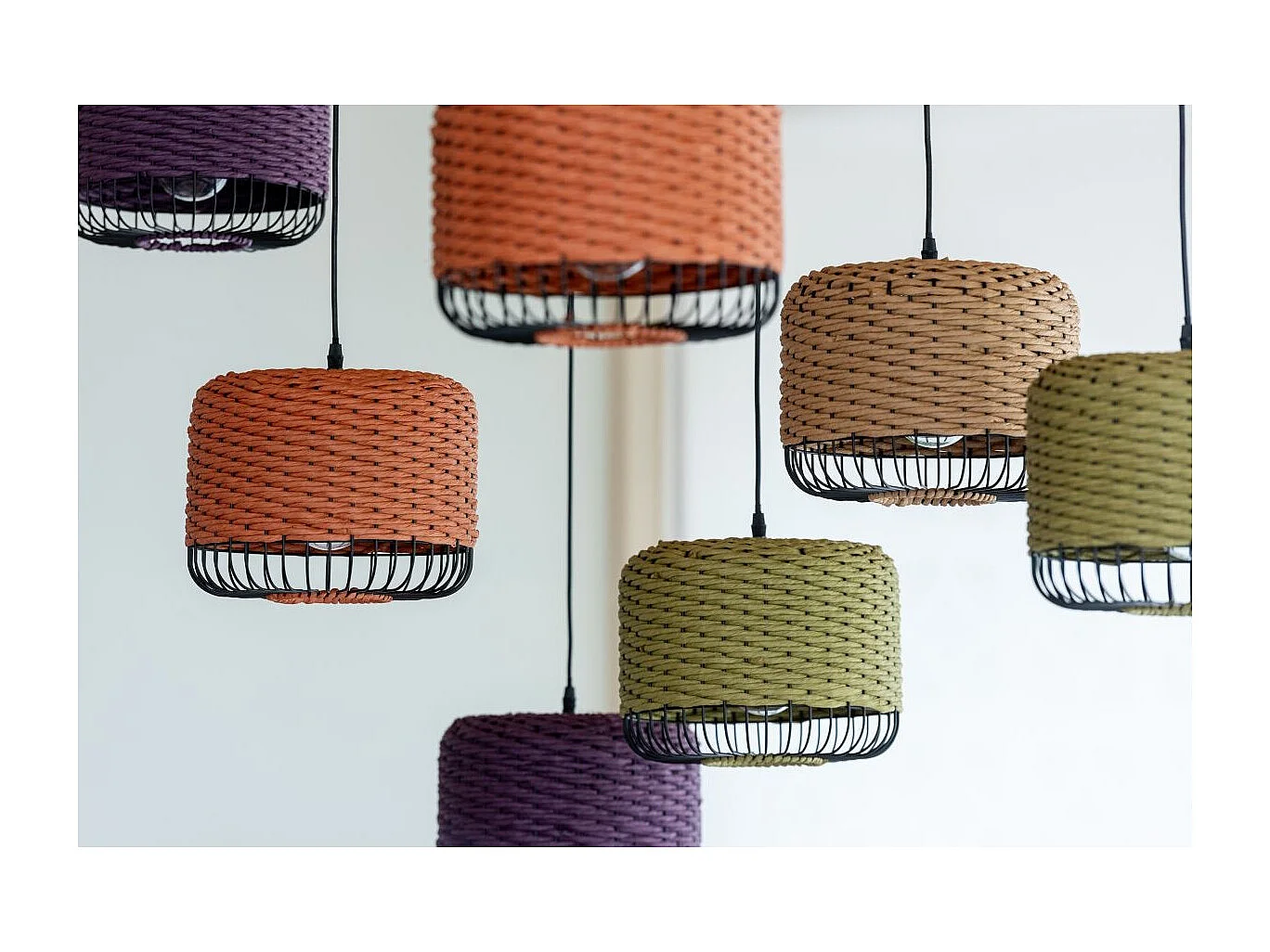 Lampe Suspension en Métal "Eldon" 27cm Mauve