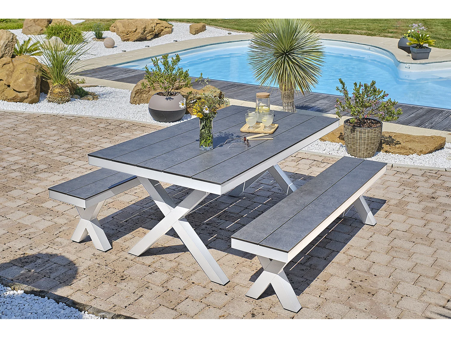 Tuintafel in aluminium met HPL-blad - ANNECY