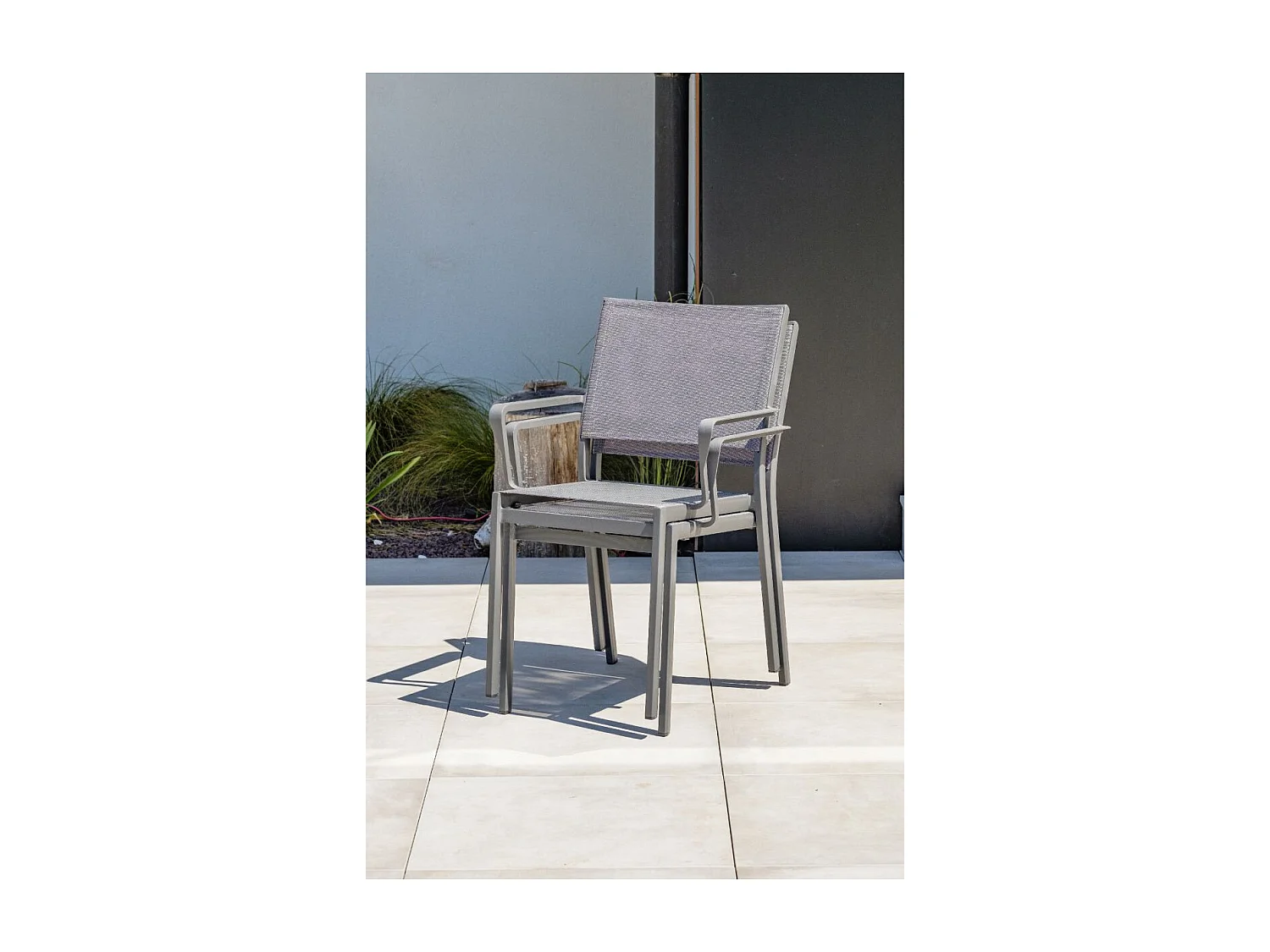 Lot de 2 Fauteuils de Jardin Empilables "Stockholm" 84cm Gris Anthracite