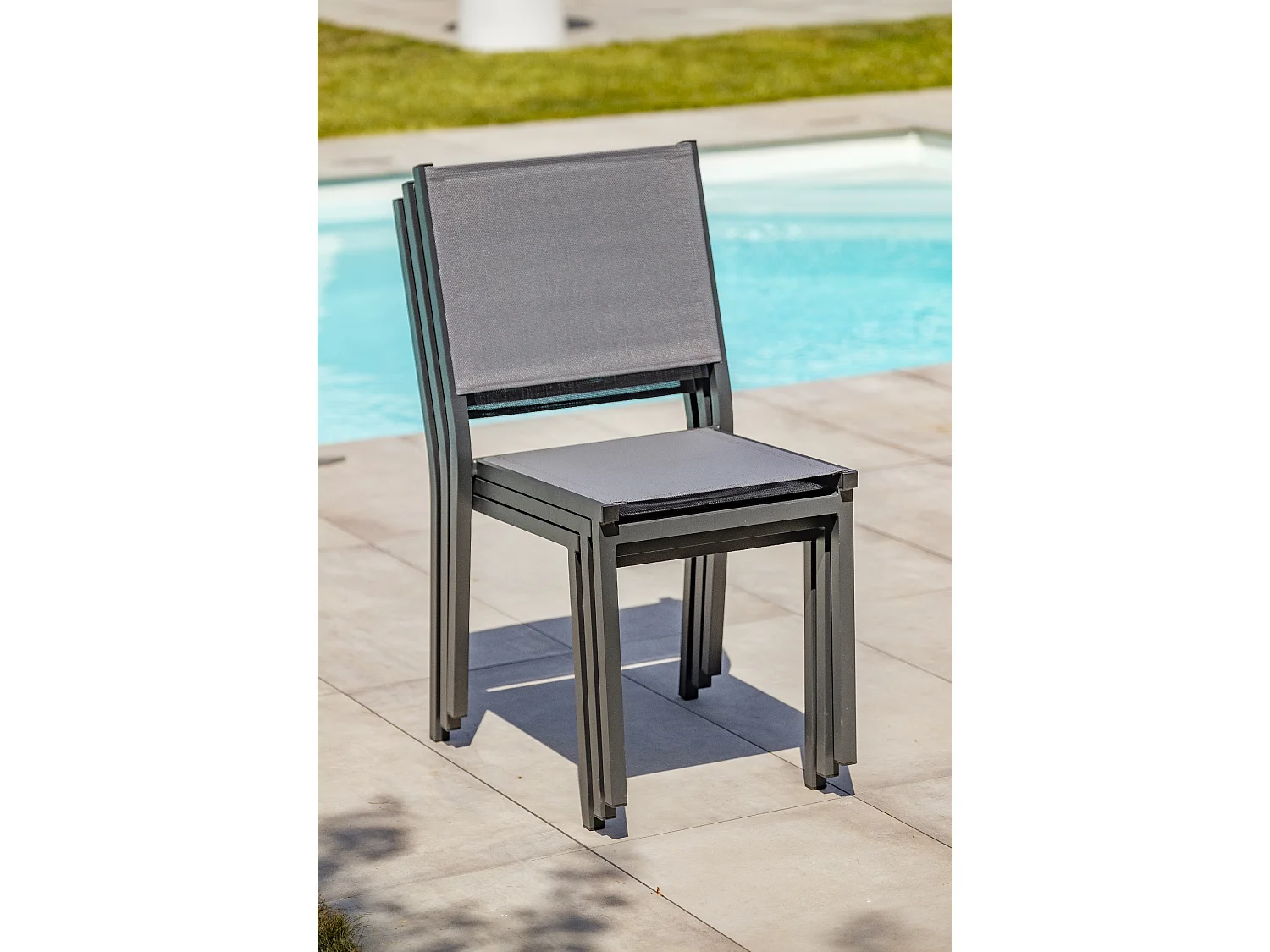 Chaise de jardin empilable en alu toile plastifiéee - TOLEDE