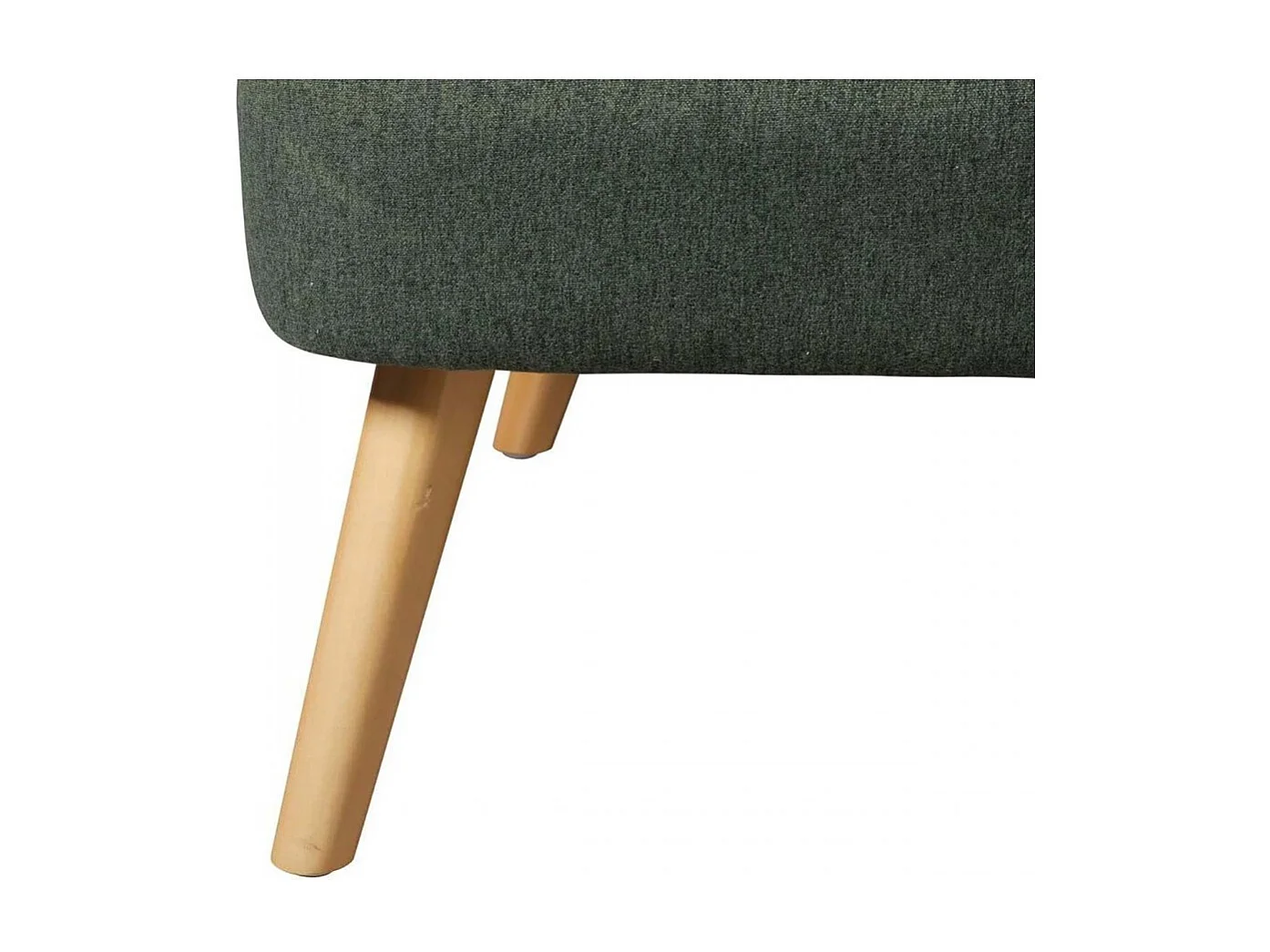 Fauteuil en velours avec des pieds en bois, coloris vert cèdre - Longueur 78 x Profondeur 72 x Hauteur 71 cm