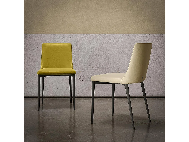 Ensemble de 2 chaises antea structure gris charbon en jaune moutarde éco-cuir