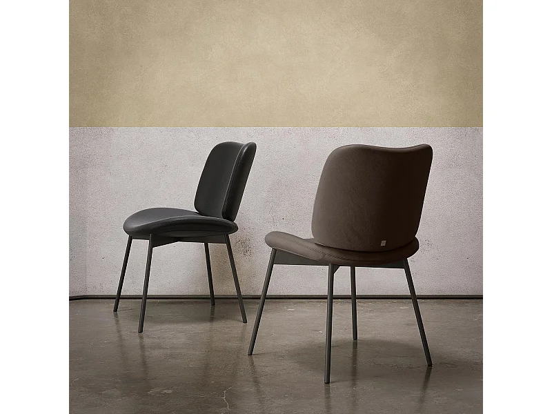 Ensemble de 2 chaises mako - structure gris charbon, cuir éco brun foncé