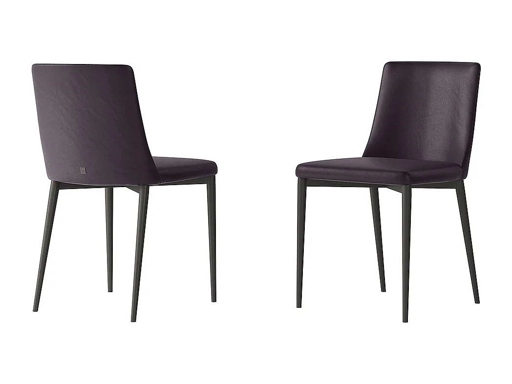 Ensemble de deux chaises en structure gris charbon antéa aubergine eco-cuir