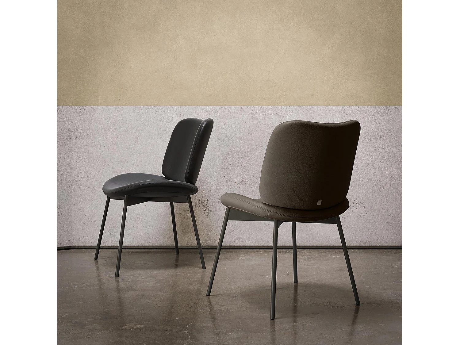 Set van 2 makostoelen - antracietgrijs frame, donkerbruin nubuck kunstleer