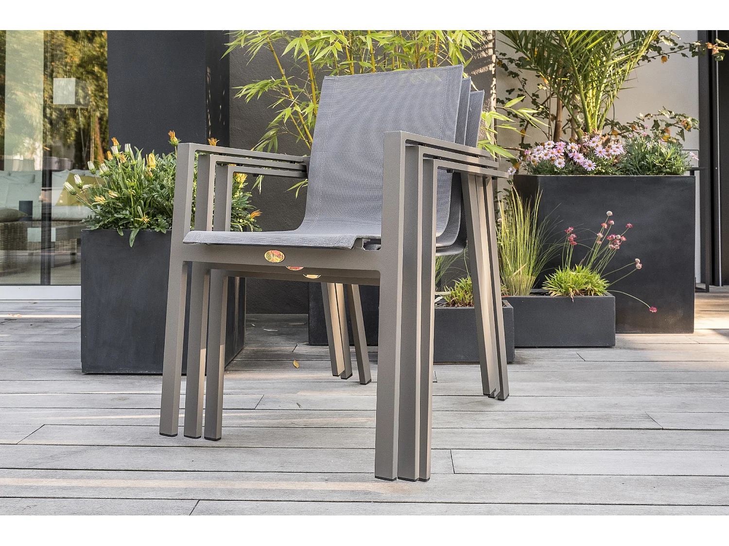 Lot de 2 fauteuils de jardin en aluminium et toile plastifiée
