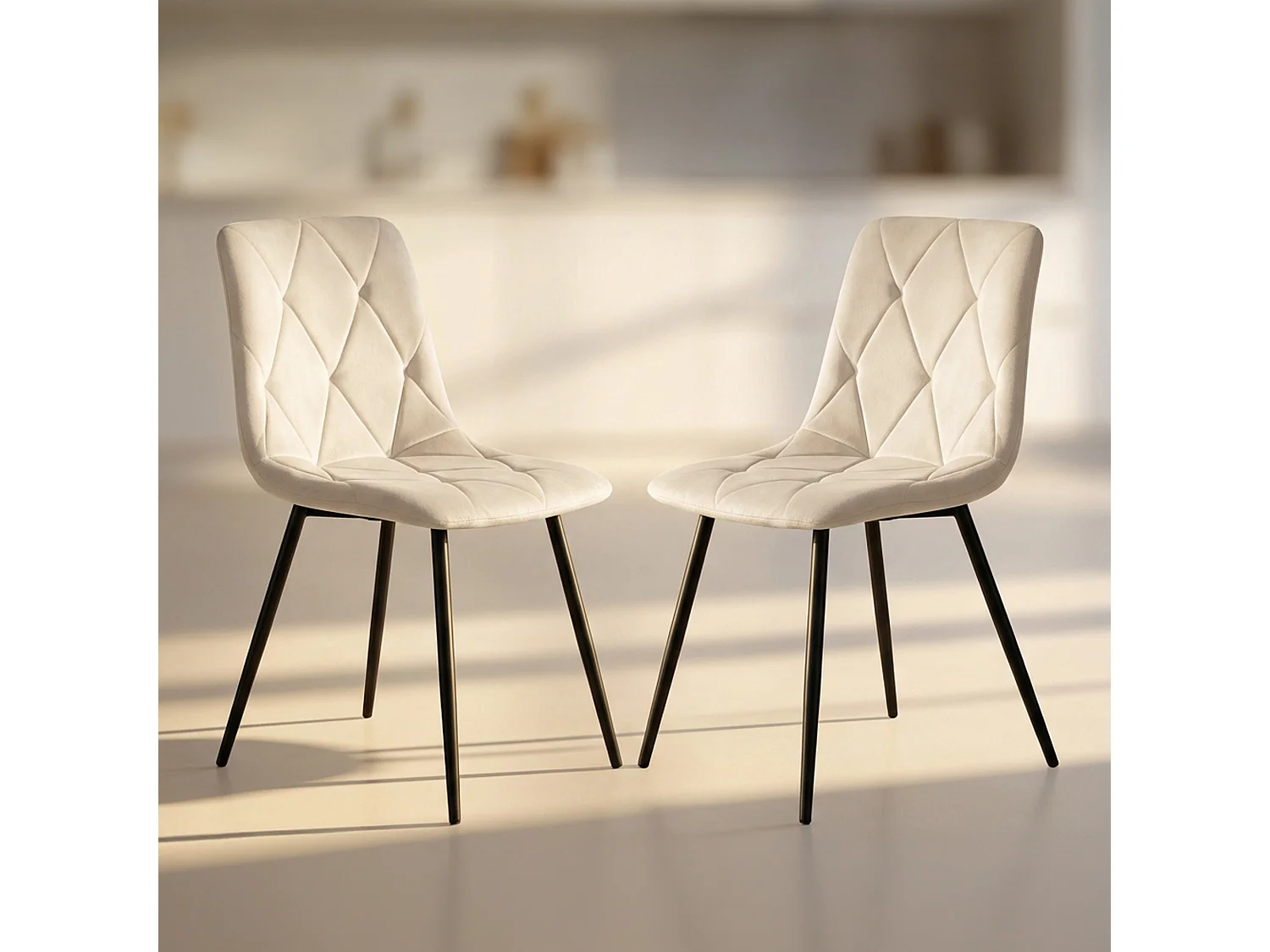 Lot de 2 Chaises en velours matelassées MILO Beige pieds noirs