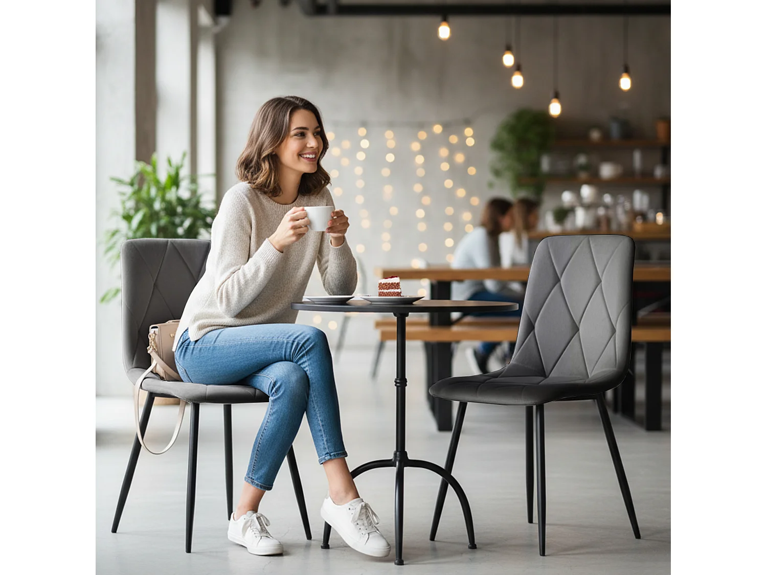 Set van 2 Eetkamerstoelen MILO / Gestoffeerde Stoelen / Fluwelen Stoelen en Metalen Poten / Antraciet met zwarte benen