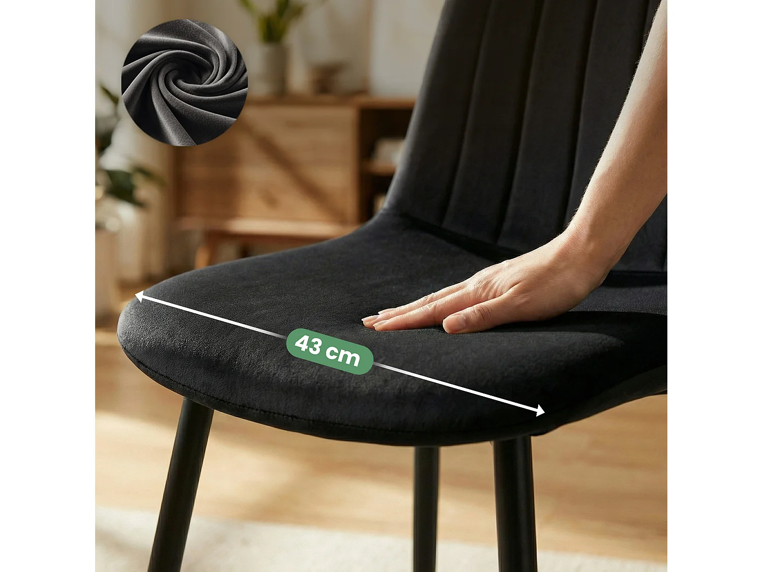 Lot de 8 Chaises en velours matelassées LUMO Noires pieds noirs
