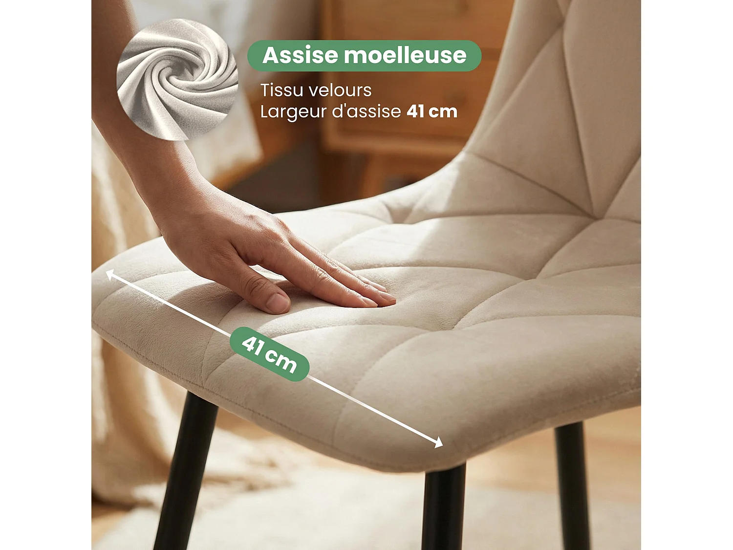 Chaise en velours matelassée MILO Beige pieds noirs