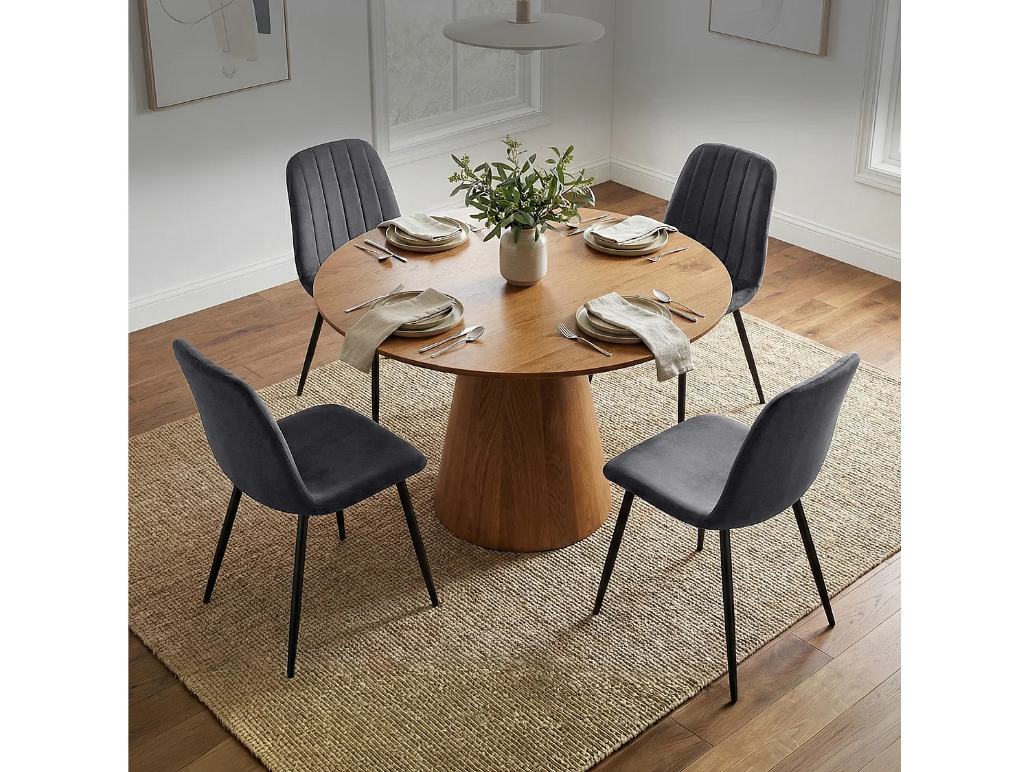 Set van 4 Eetkamerstoelen LUMO / Gestoffeerde Stoelen / Fluwelen Stoelen en Metalen Poten / Antraciet met zwarte benen