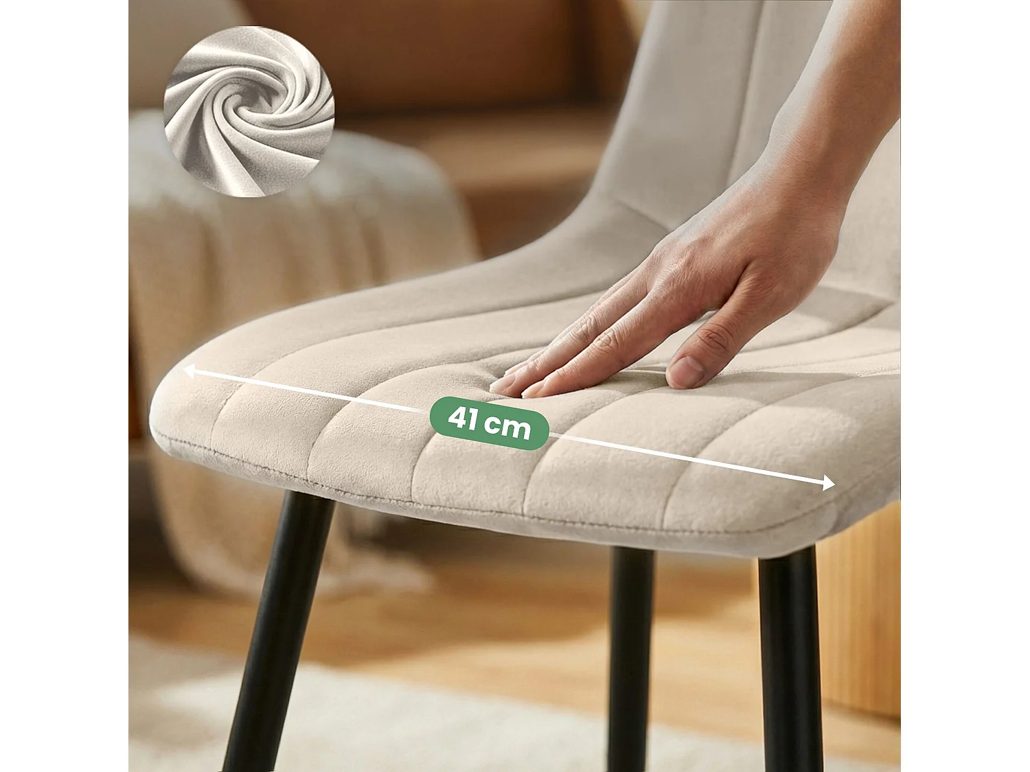 Conjunto de 4 cadeiras de veludo acolchoadas LIVO Bege pernas pretas