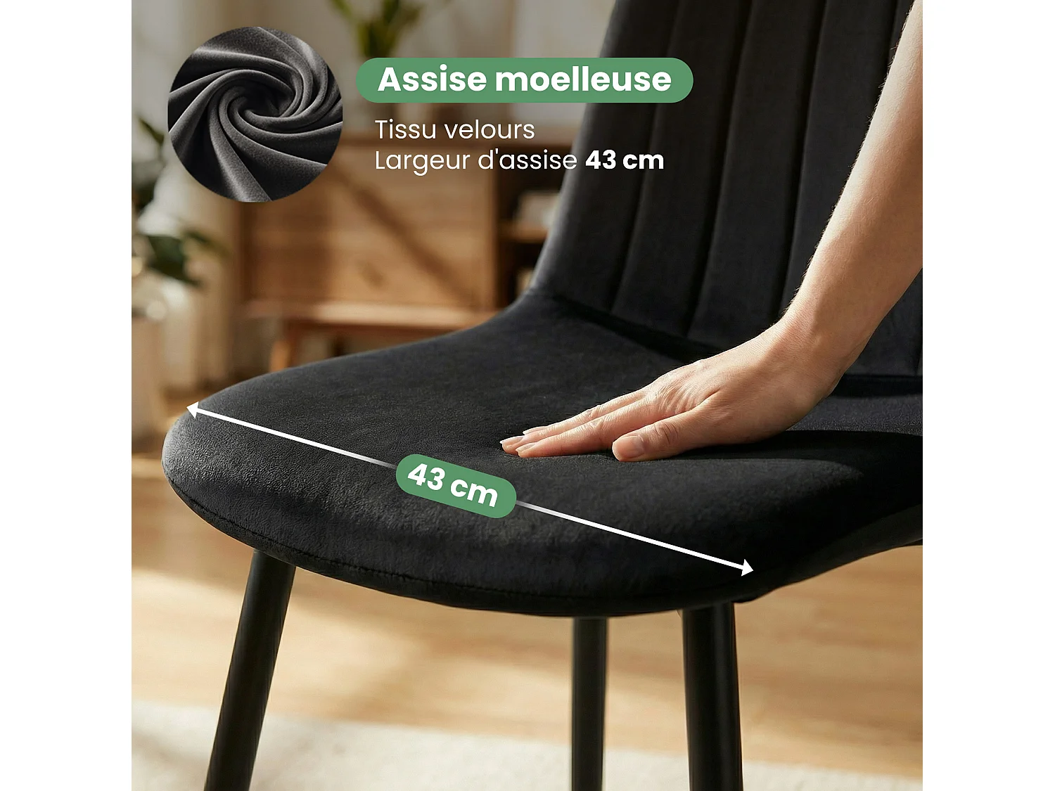 Chaise en velours matelassée LUMO Noire pieds noirs