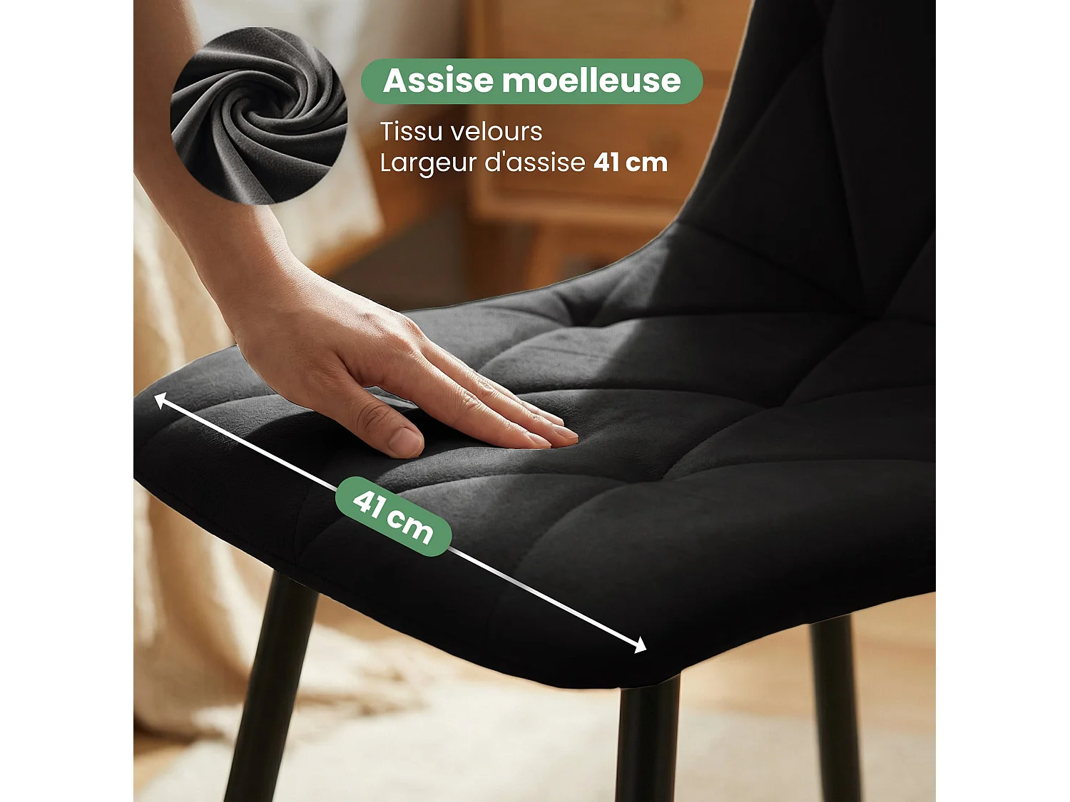 Chaise en velours matelassée MILO Noire pieds noirs