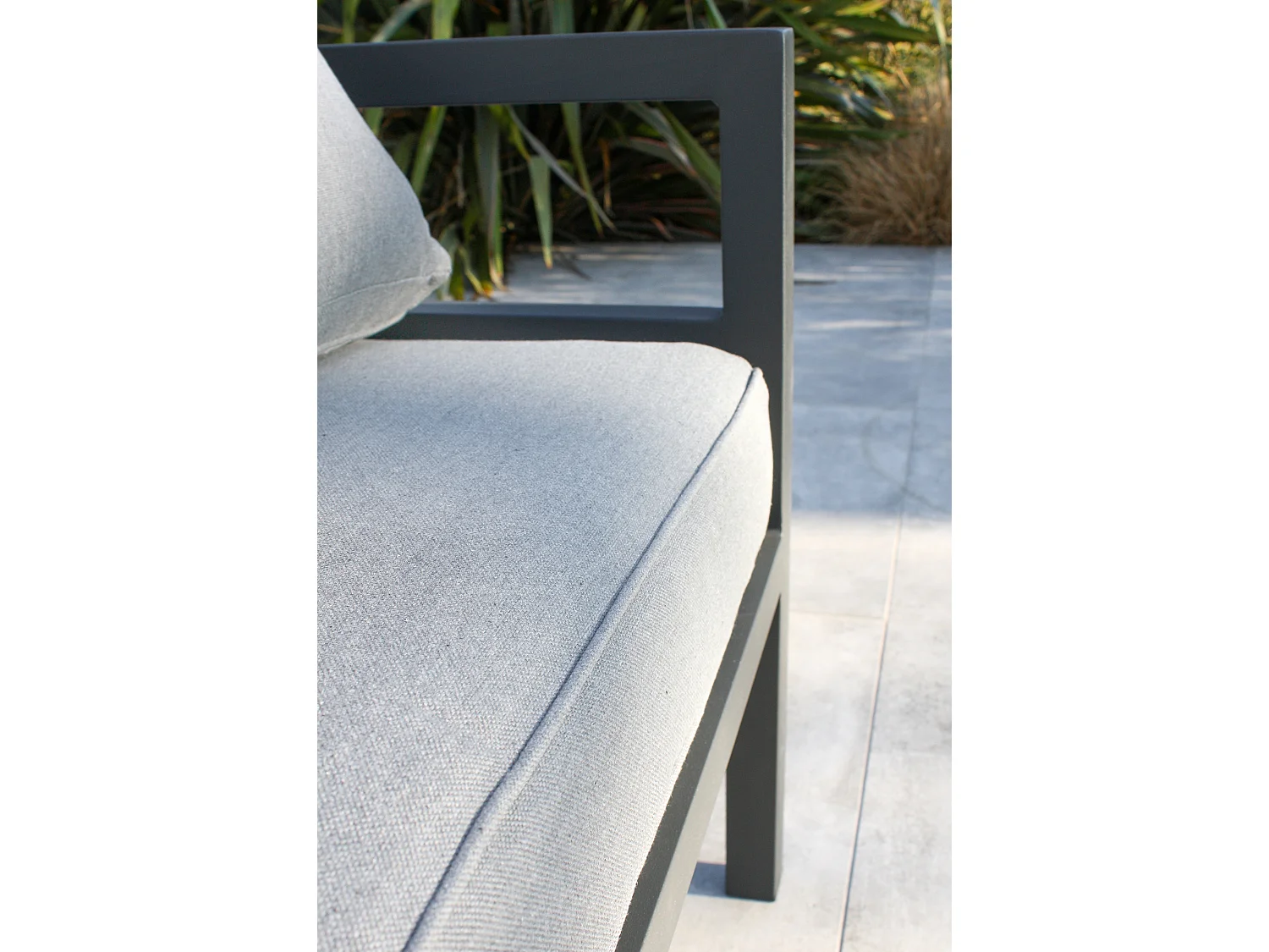 Salon de Jardin d'Angle 6 Places "Beaubourg" 145cm Gris Anthracite