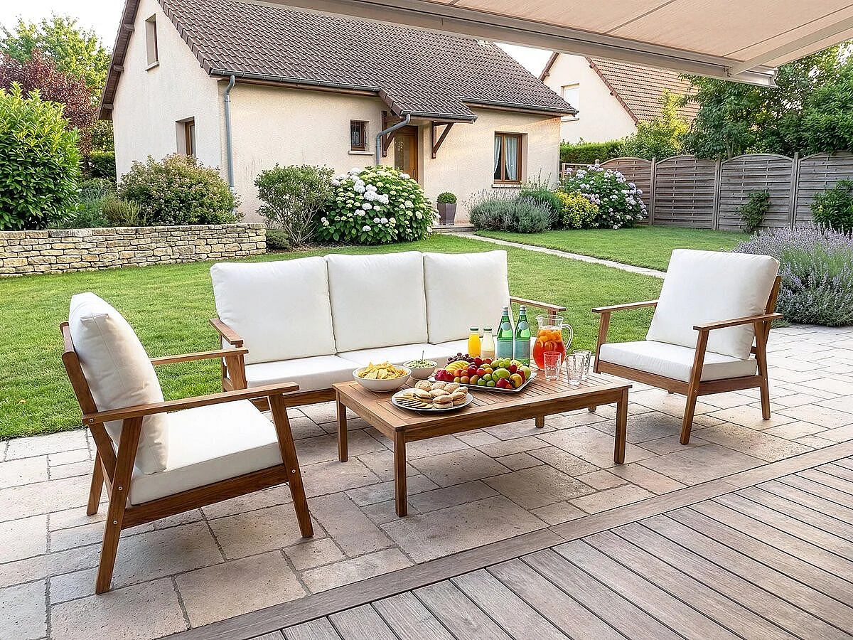 Salón de jardín para 5 personas en madera de acacia aceitada con cojines beige "Chilwell" – Confort y elegancia exterior