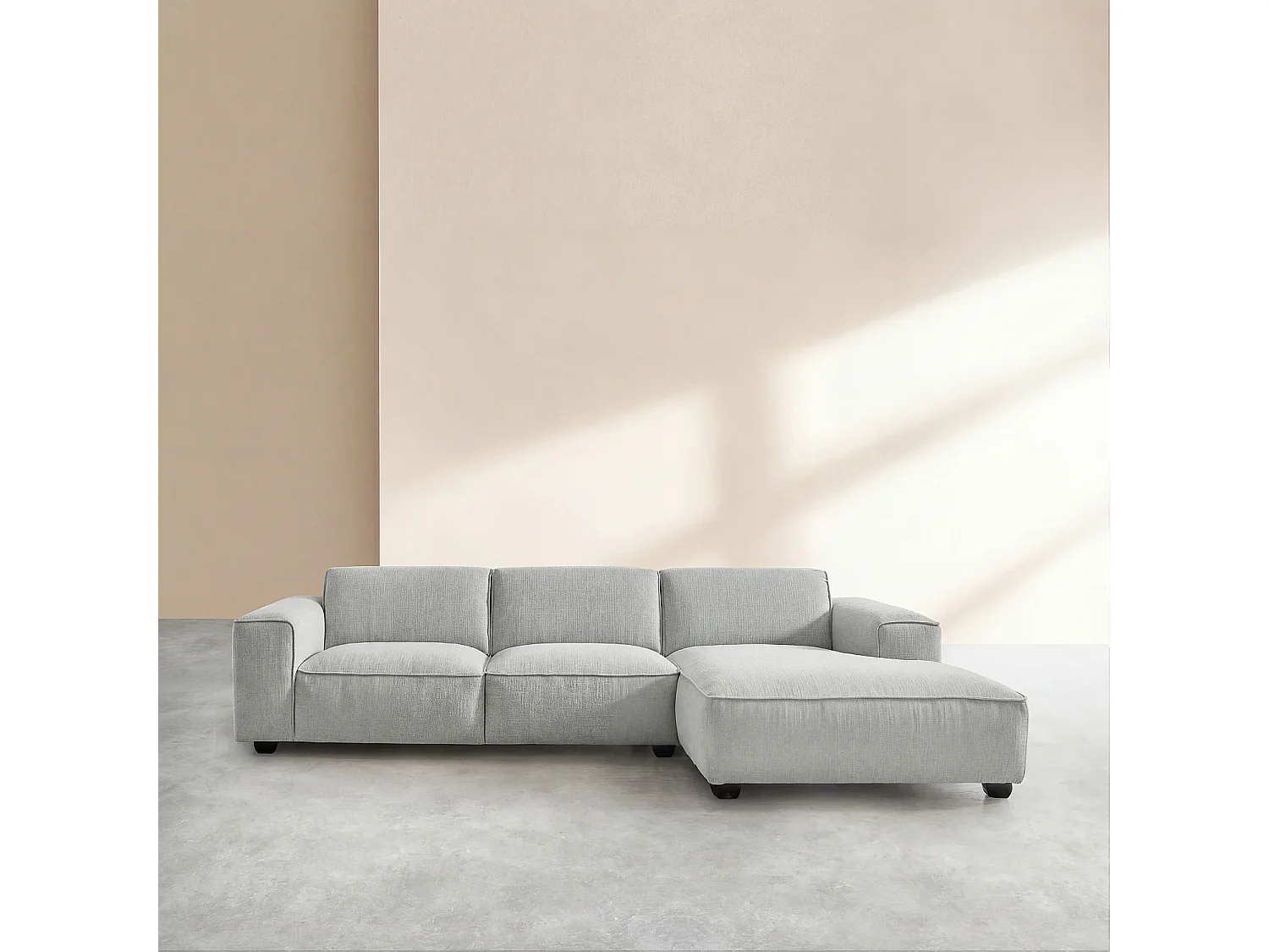 Canapé d'angle droit en tissu bouclette courte Mira - Gris perle