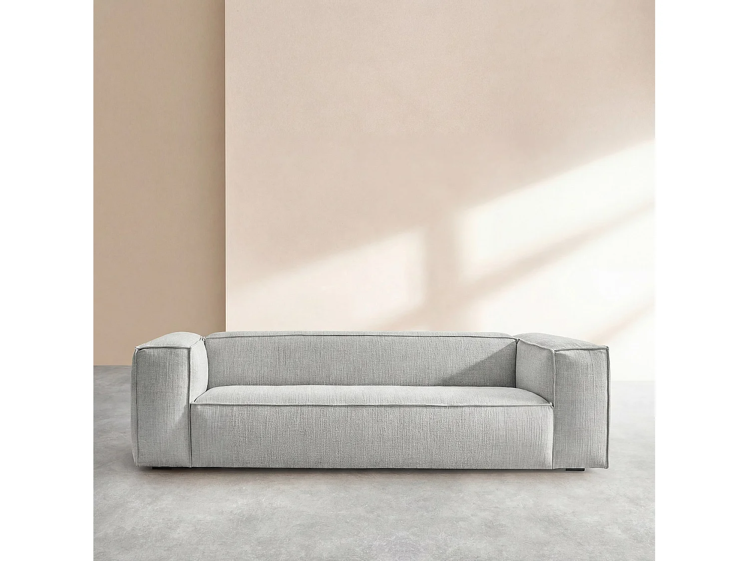 Habitat - Canapé 4 places en tissu bouclette courte Mira - Gris perle - Edwin