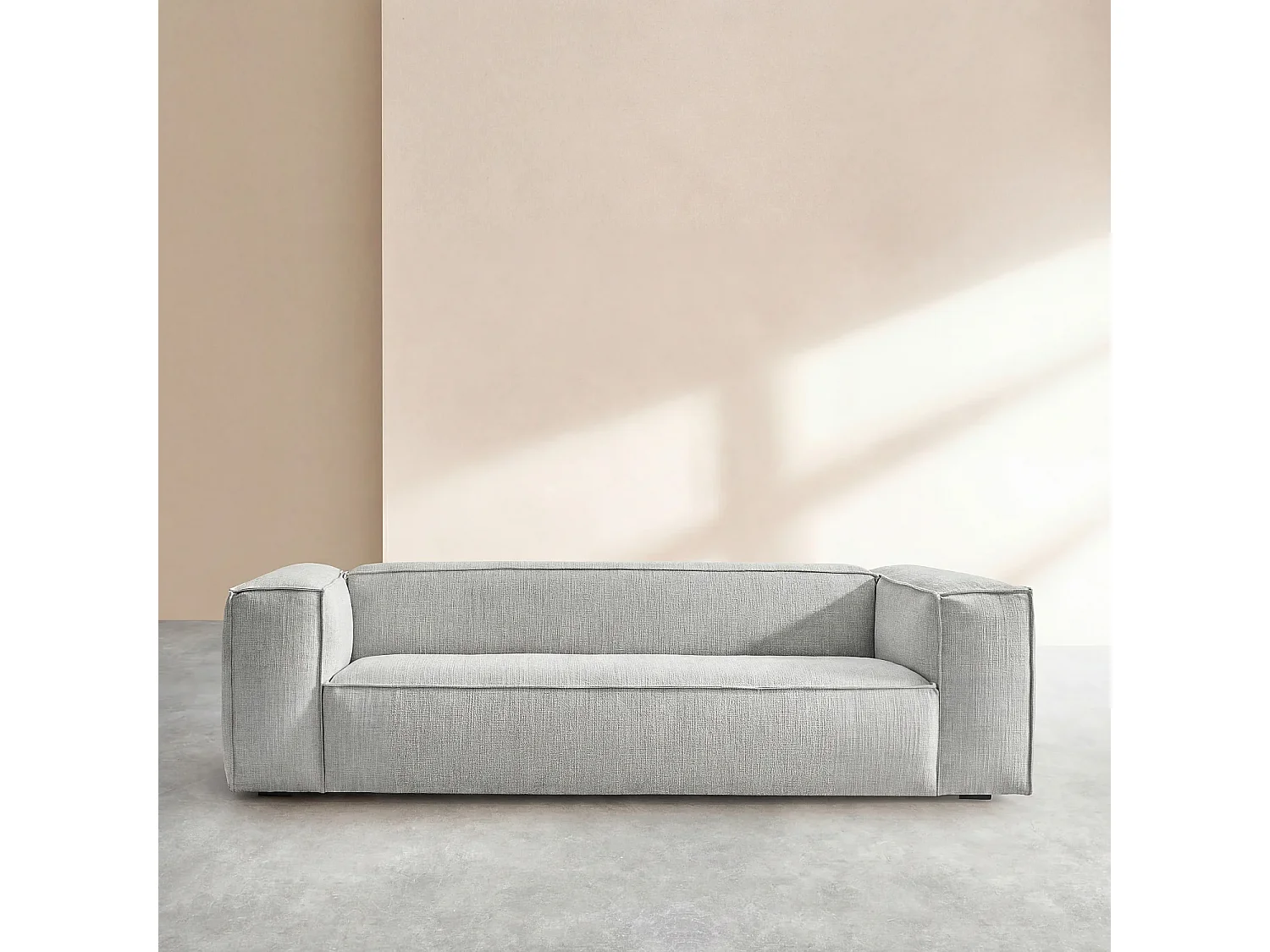 Canapé 4 places en tissu bouclette courte Mira - Gris perle