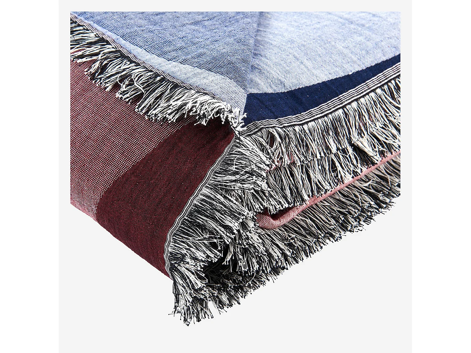 Habitat - Plaid en coton - 130 x 170 cm - Bordeaux - Design by Floriane Jacques - Clarisse