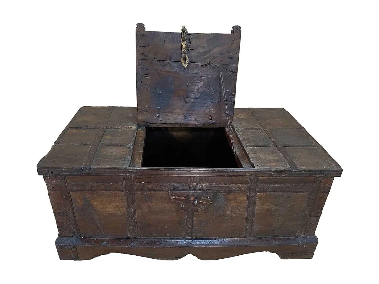 Baúl de madera artesanal 109x64x45h cm