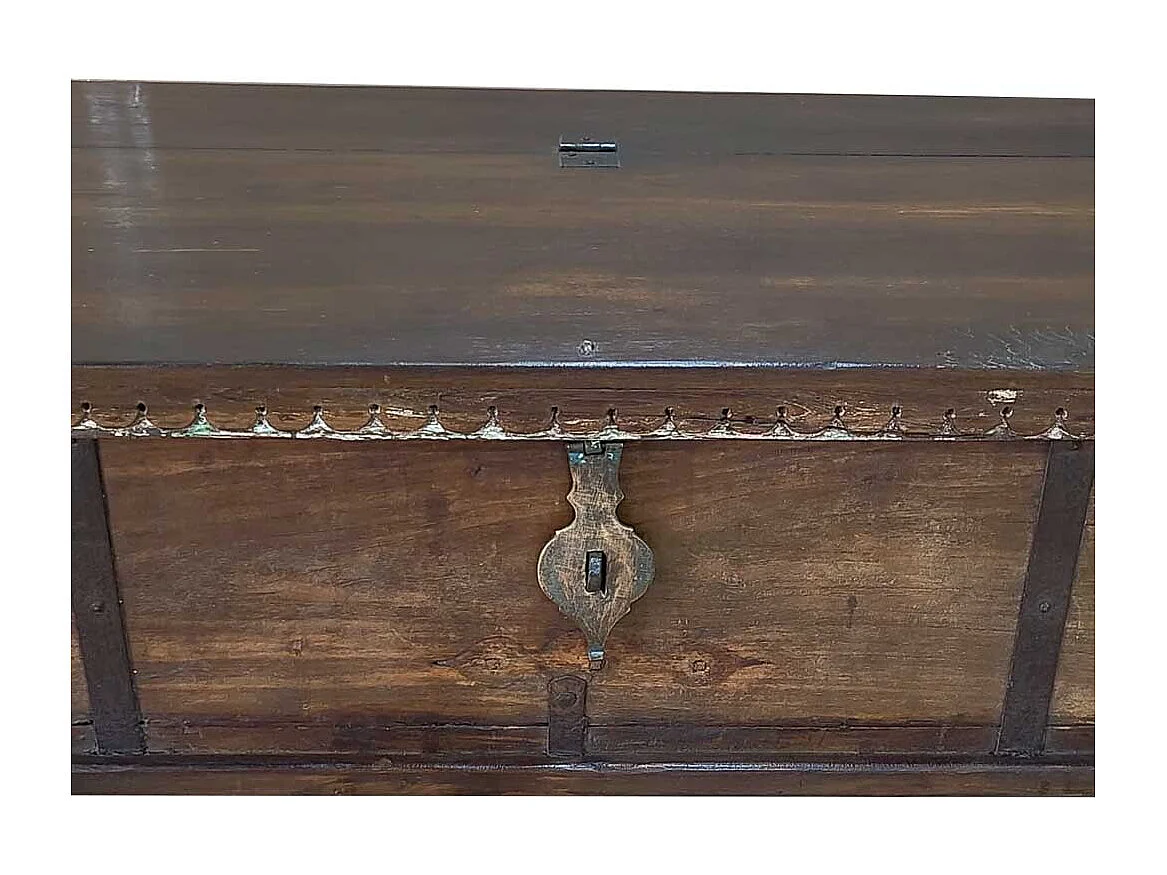 Baúl de madera artesanal 140x75x41h cm