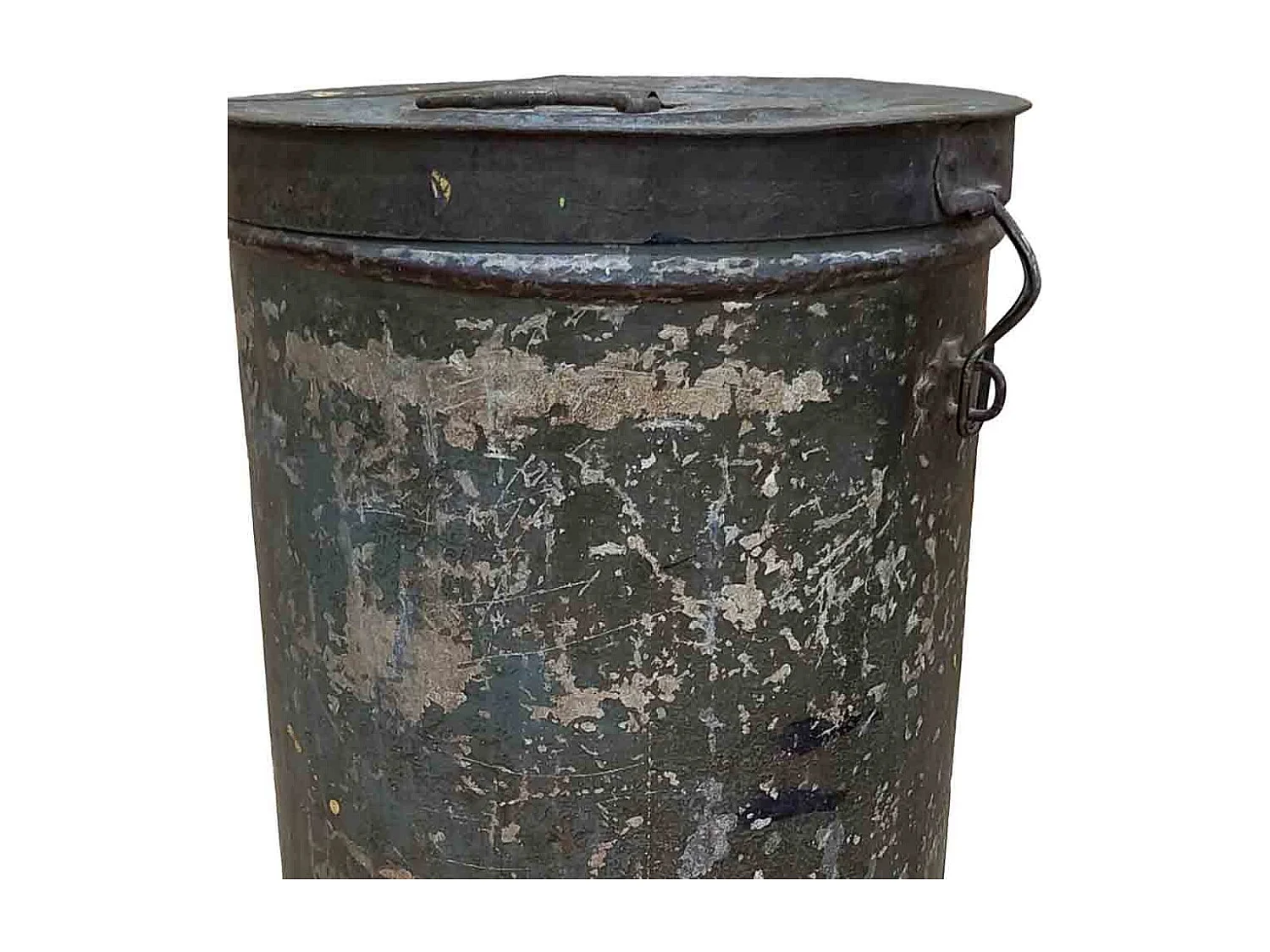 Malle en métal fabriquée à la main 29x29x41h cm