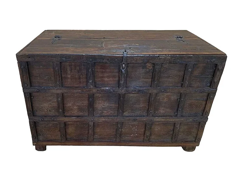 Baúl de madera artesanal 118x65x74h cm