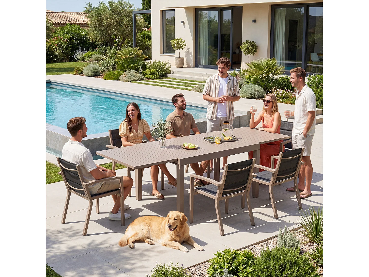 Table de Jardin Extensible en Aluminium | 200kg Fermé / 150kg Ouvert | 6-10 Personnes, Stable & Résistante, Marron