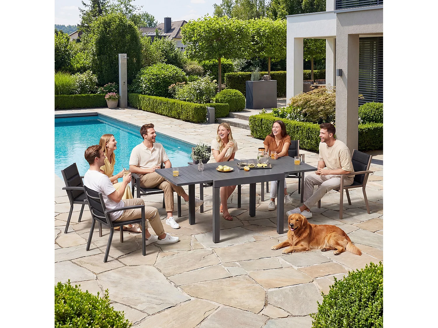 Table de Jardin Extensible en Aluminium | 200kg Fermé / 150kg Ouvert | 4-8 Personnes, Stable & Résistante, Gris foncé