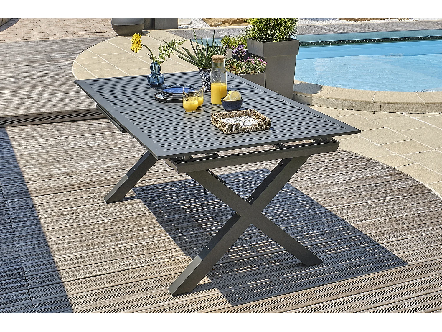 Ensemble repas de jardin 8 places en aluminium