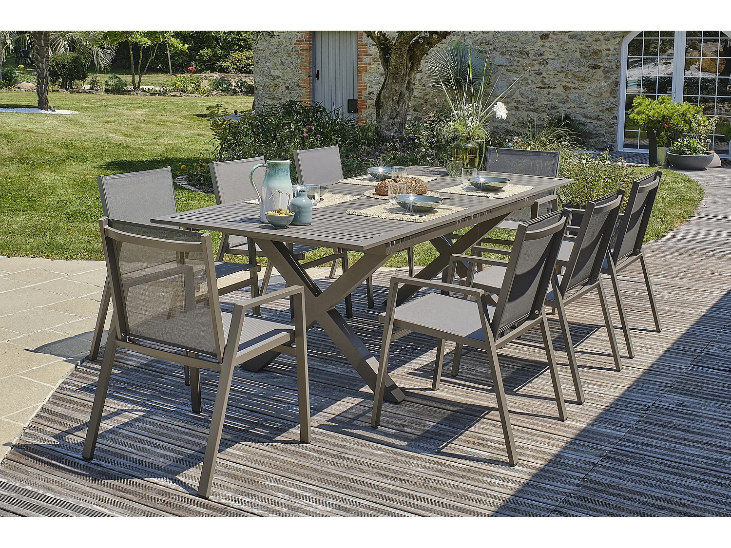 Ensemble repas de jardin 8 places en aluminium quartz - FLORIDE