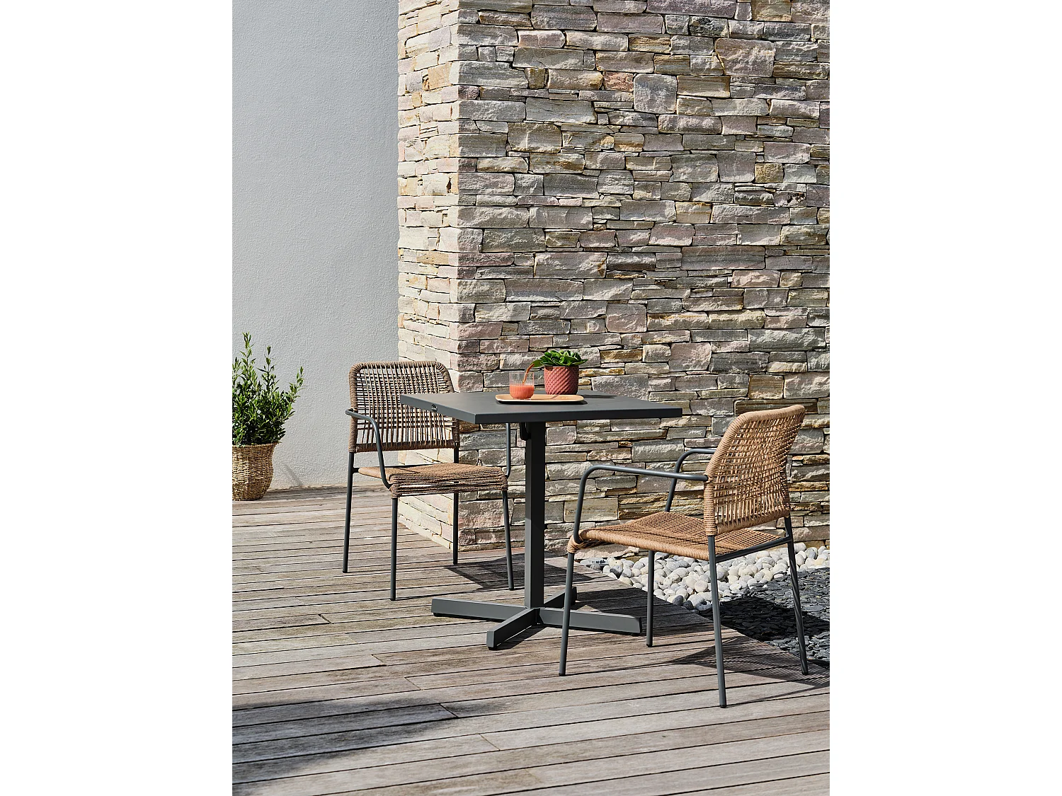 2-Sitzer-Garten-Essgruppe ausem Stahl