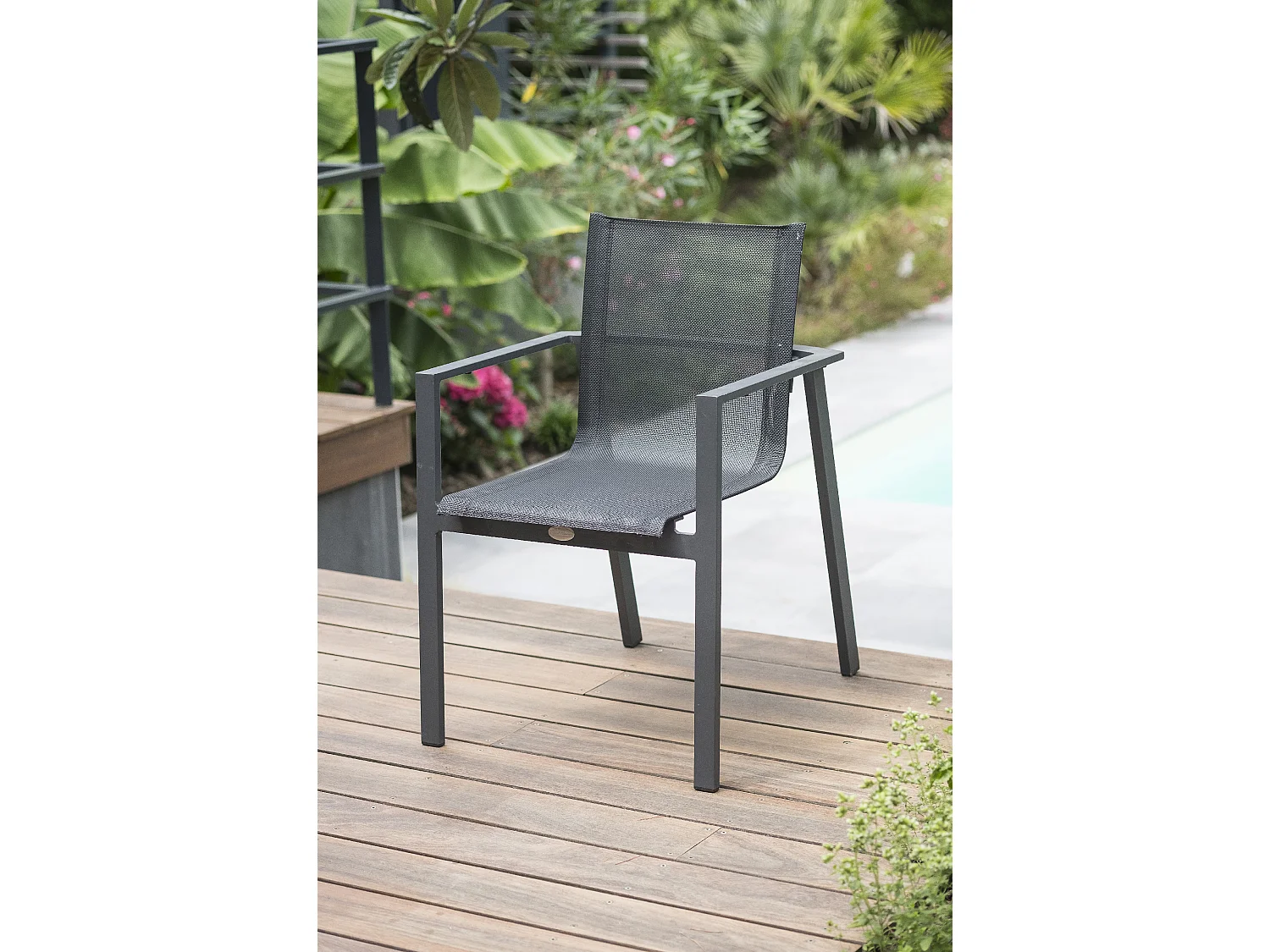 Ensemble repas de jardin 8 places en aluminium