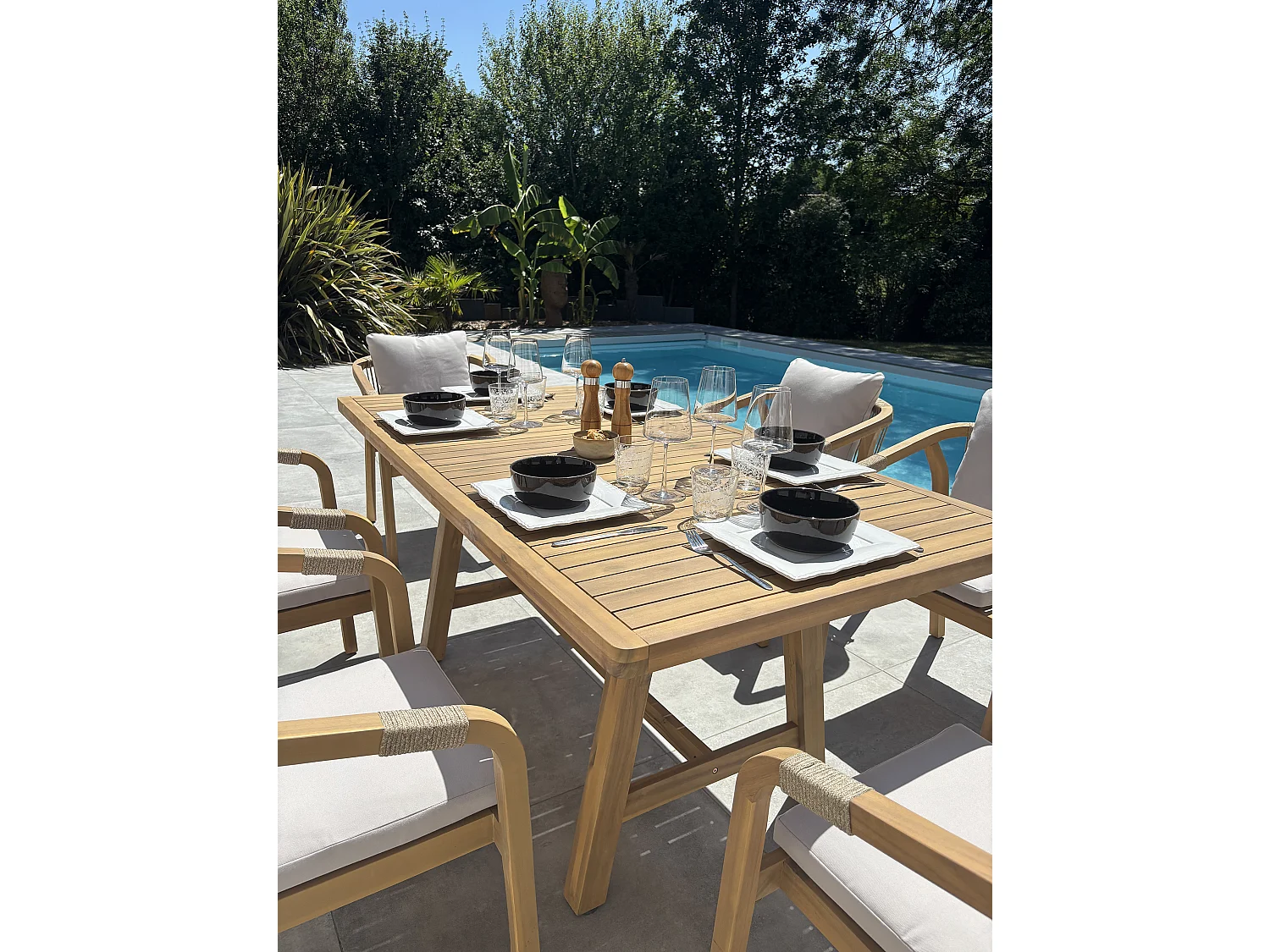 Ensemble repas de jardin 6 places en bois d'acacia