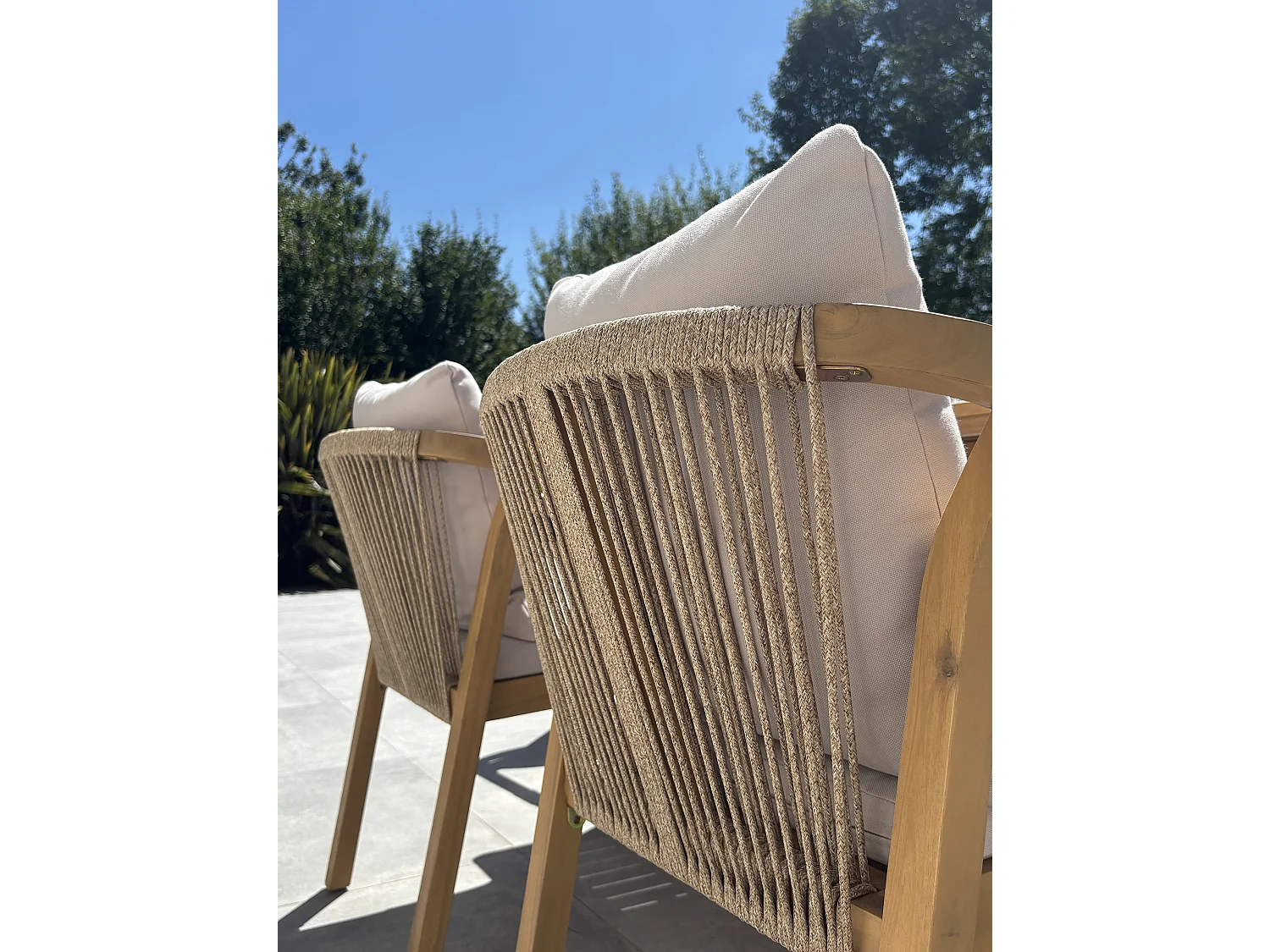 Ensemble repas de jardin 6 places en bois d'acacia