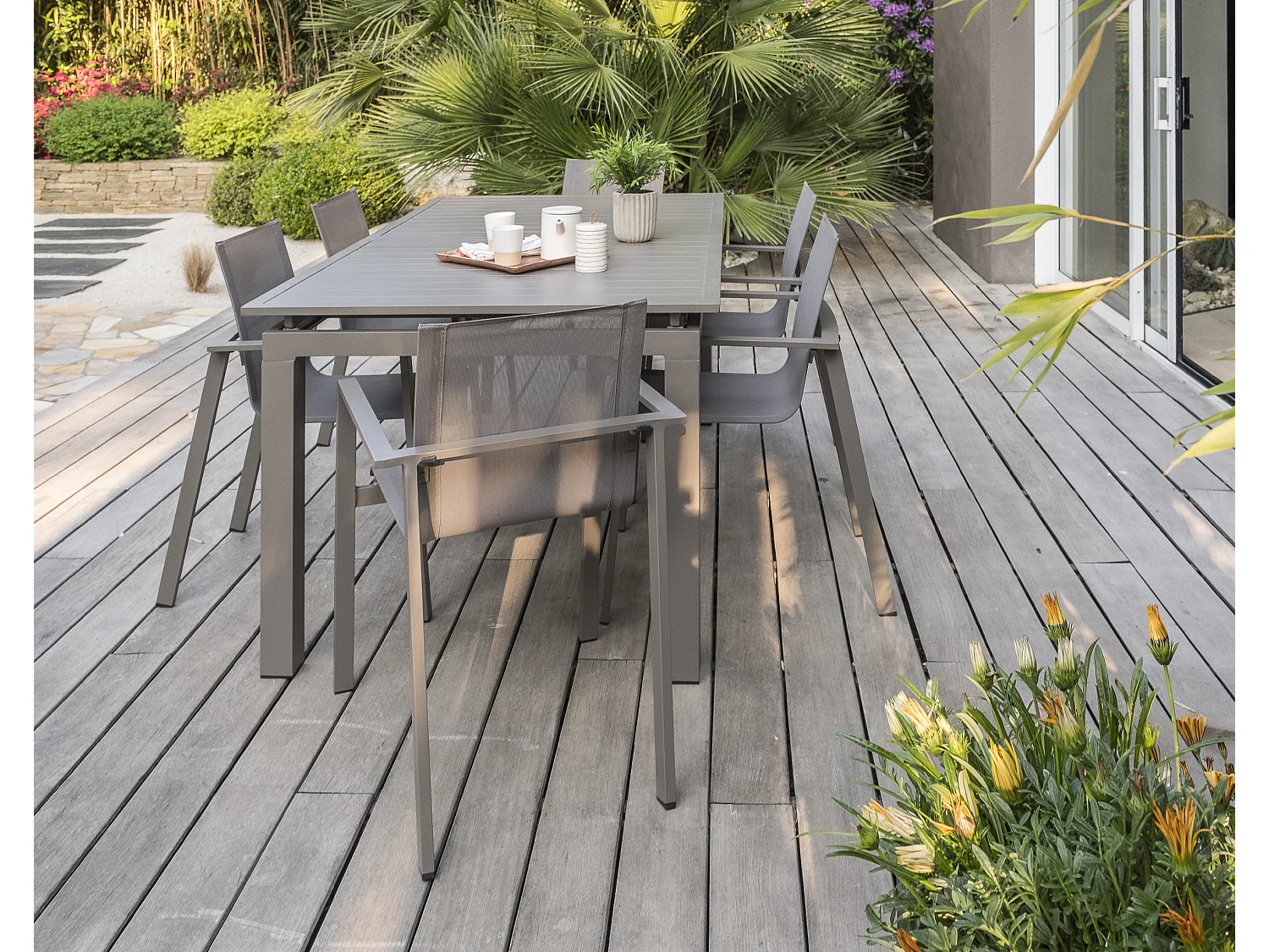 Conjunto de jantar de jardim em alumínio para 6 pessoas