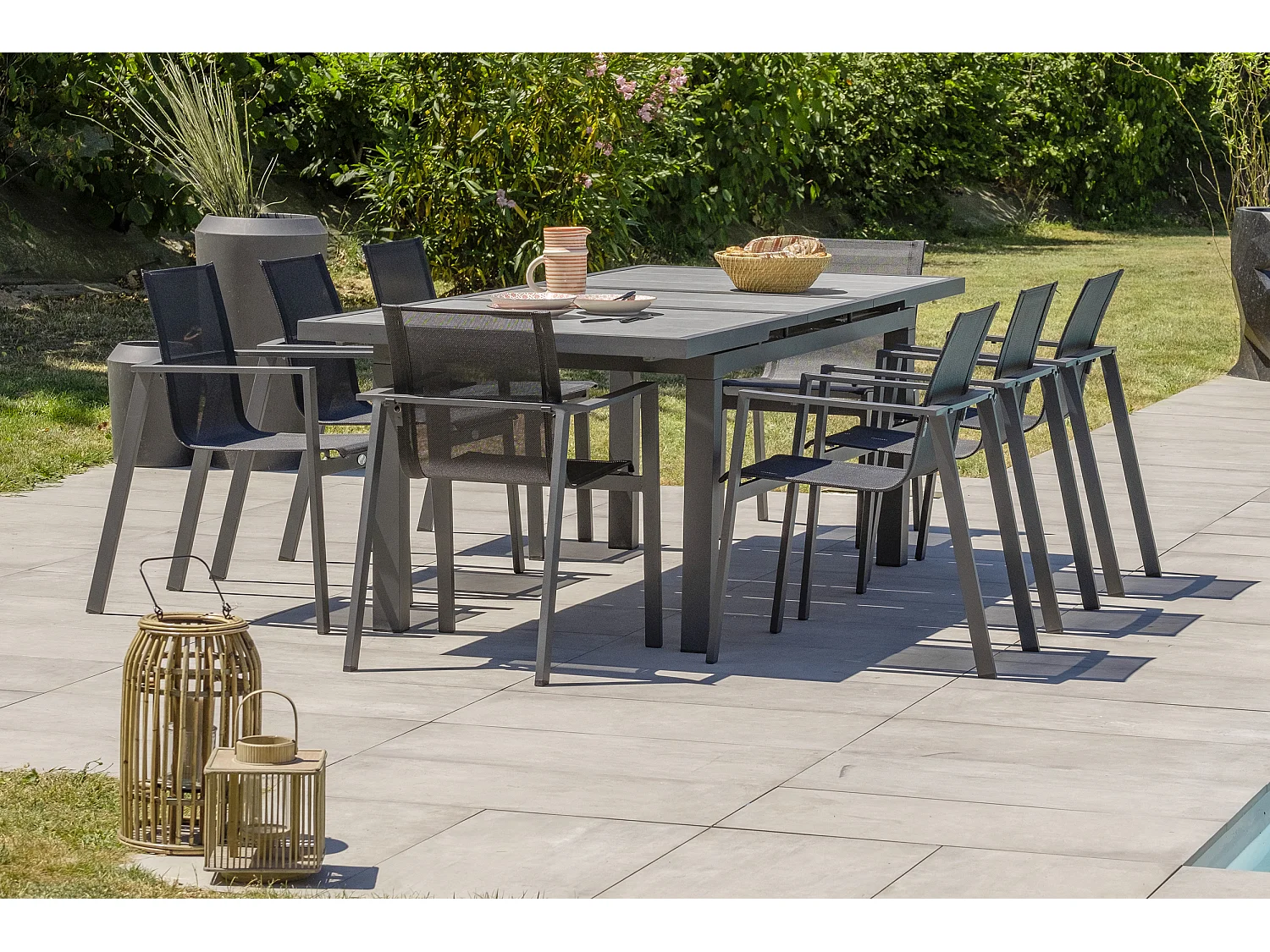 Ensemble repas de jardin 8 places en aluminium