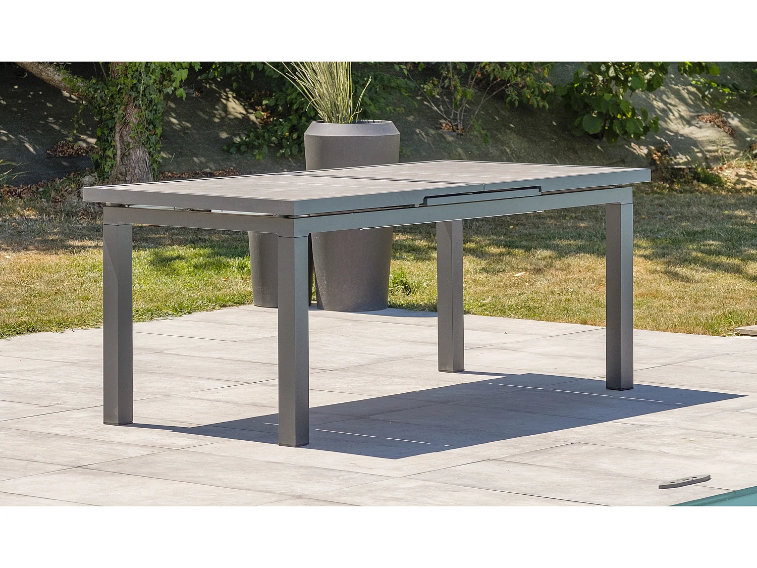 Ensemble repas de jardin 8 places en aluminium