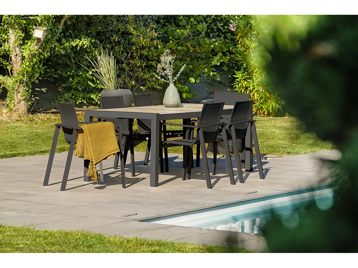 Ensemble repas de jardin 6 places avec plateau céramique