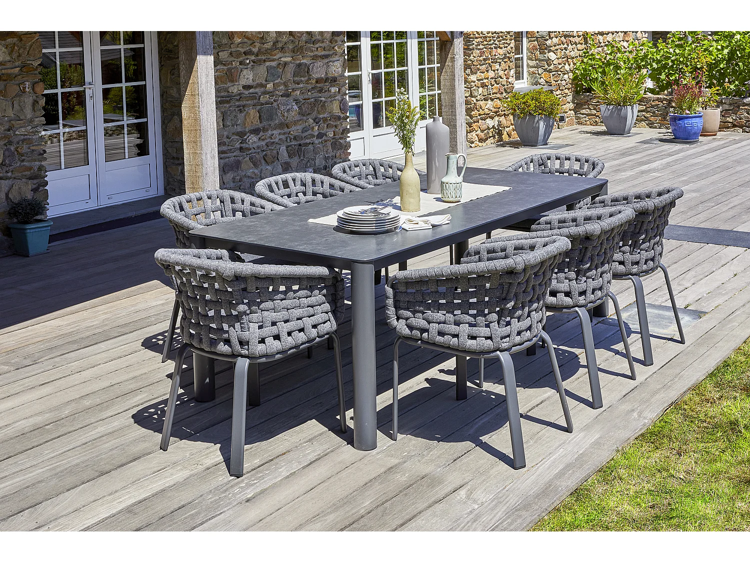 Ensemble repas de jardin 8 pl en alu plateau céramique sur verre