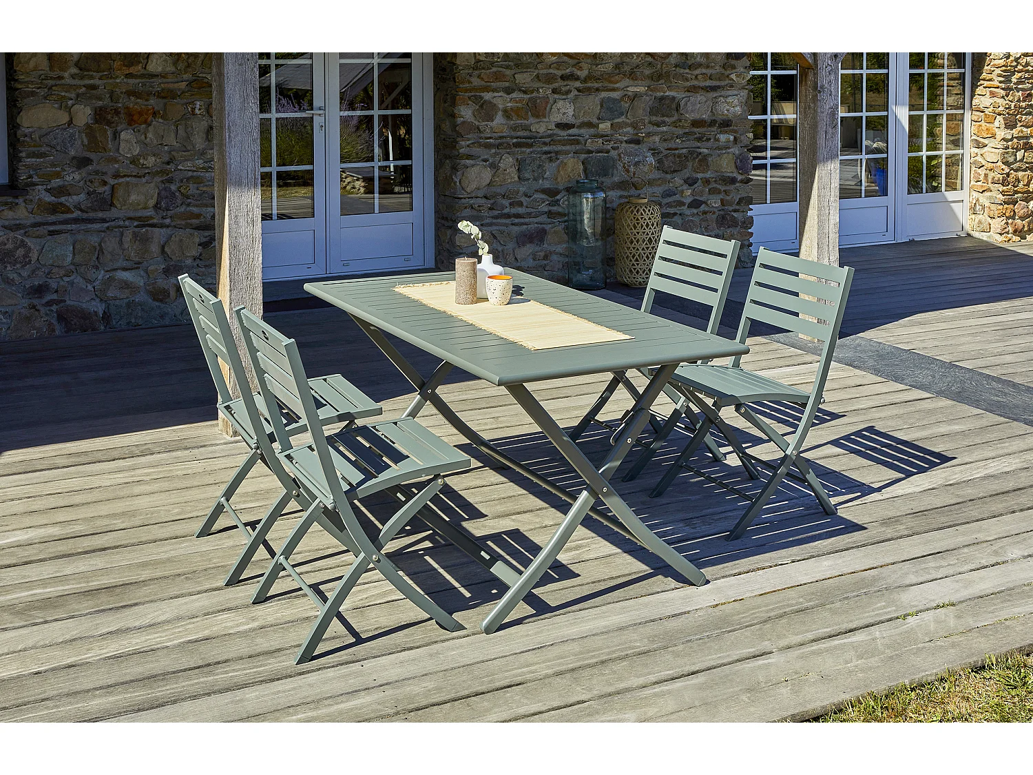 Ensemble repas de jardin 4 places en aluminium vert