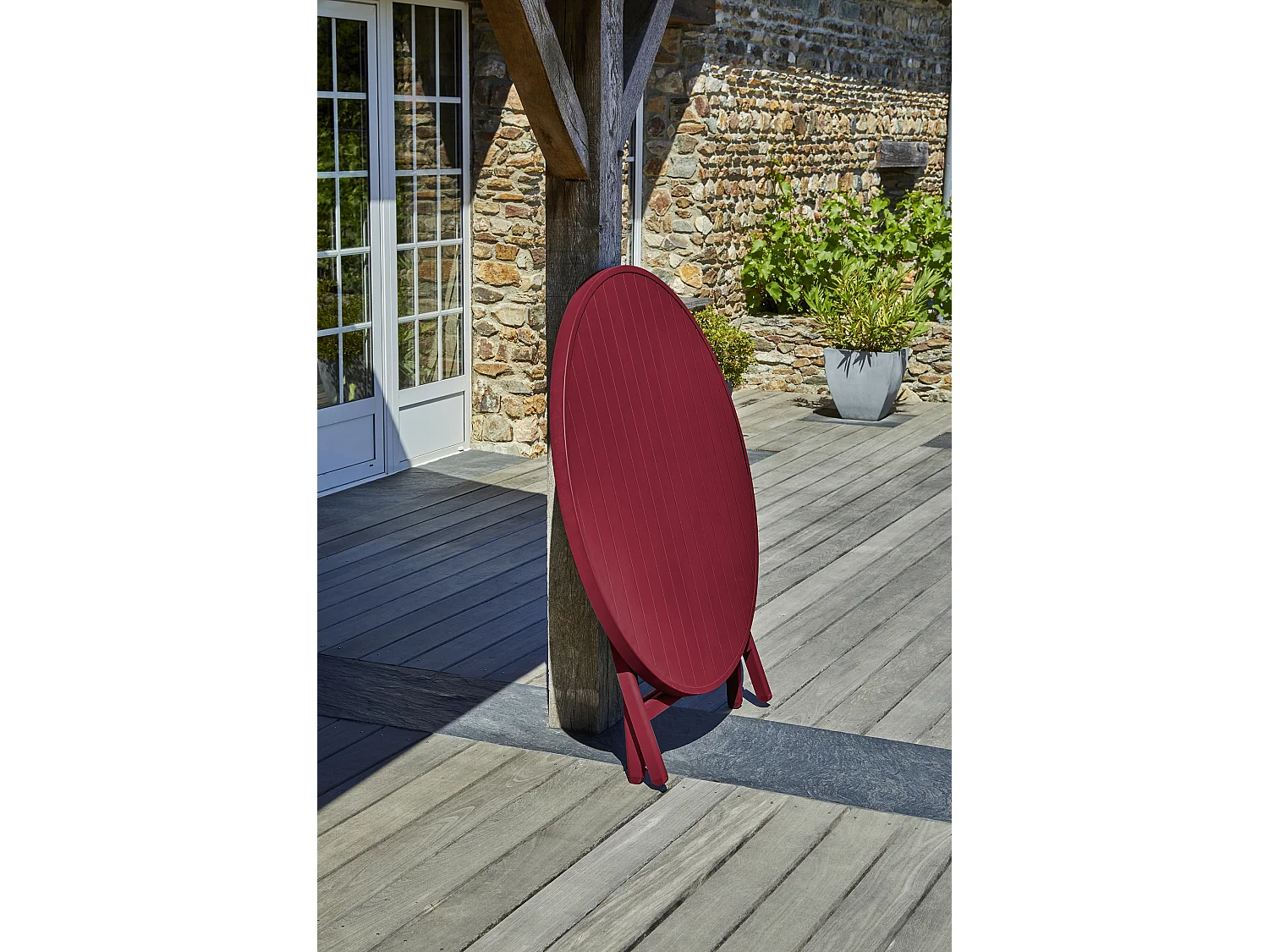 Ensemble repas de jardin 4 places en aluminium rouge carmin