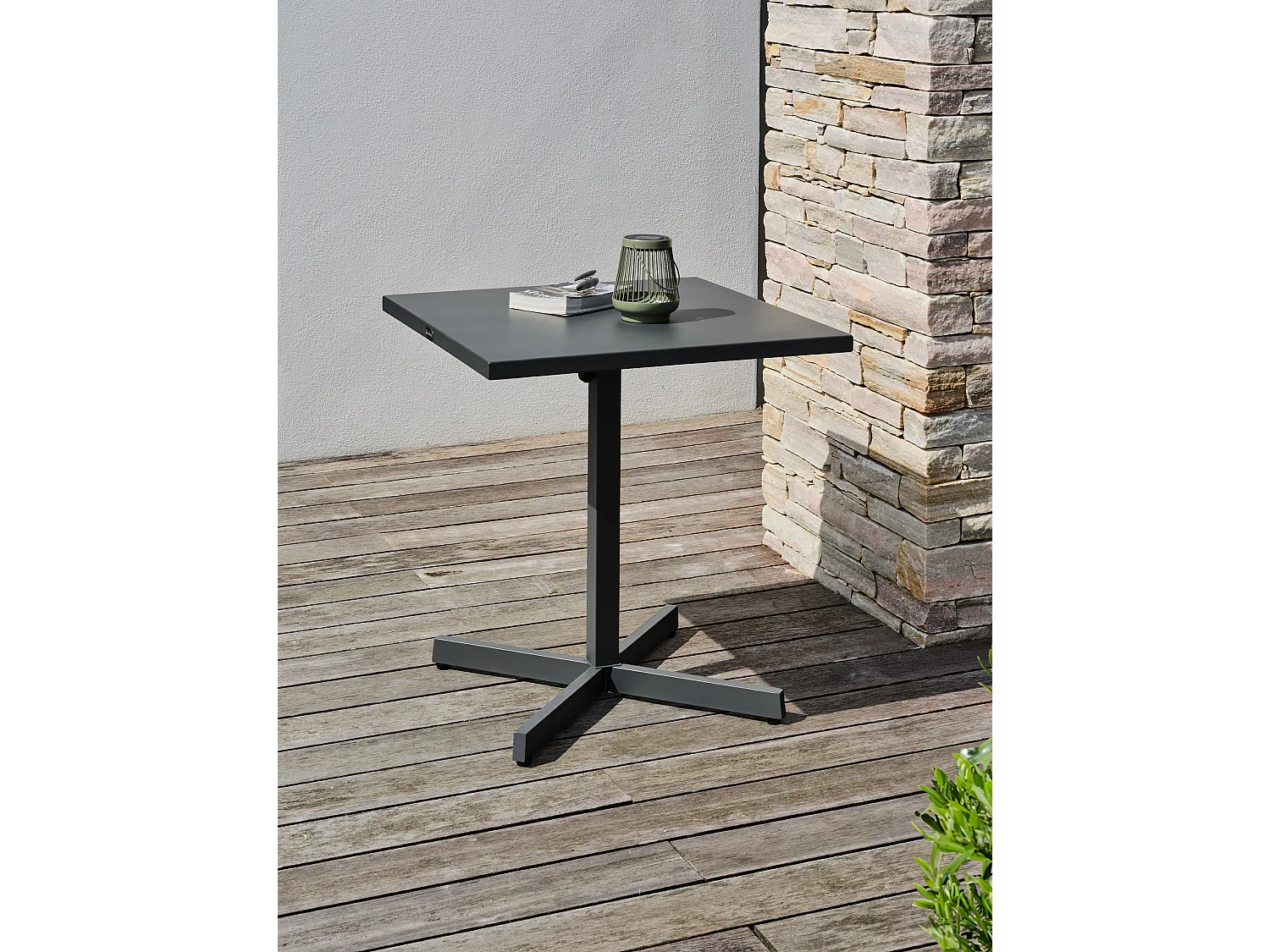 Guéridon de jardin avec plateau pliant en acier