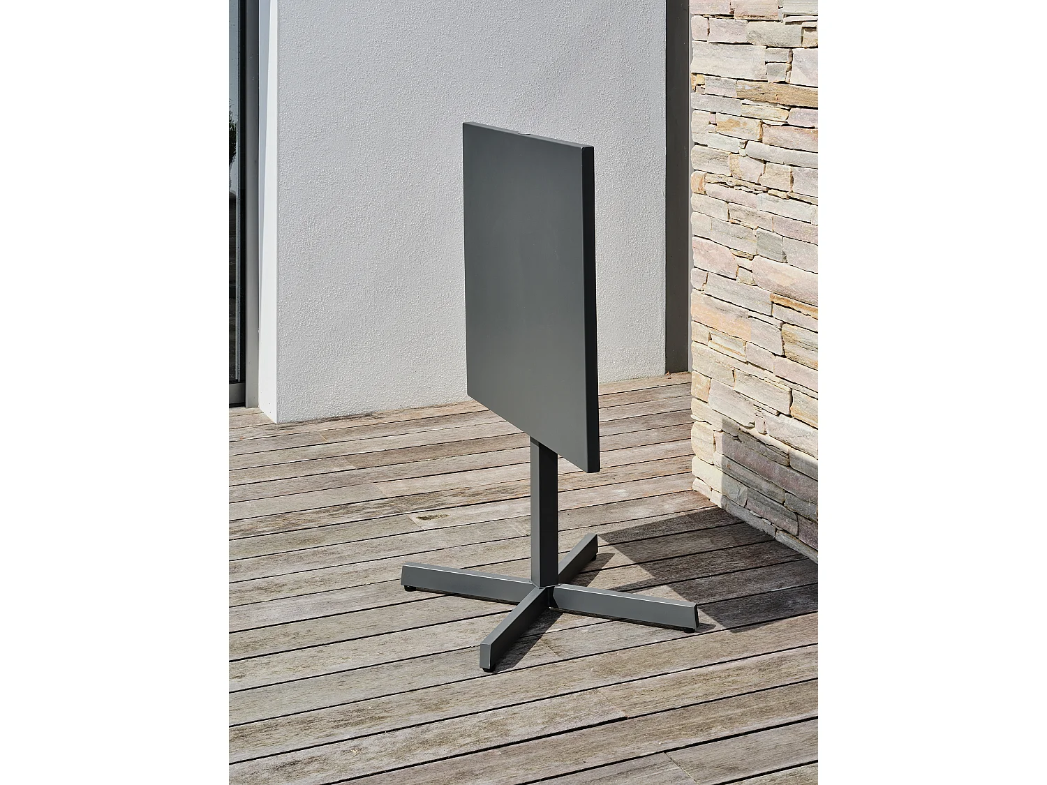 Guéridon de jardin avec plateau pliant en acier