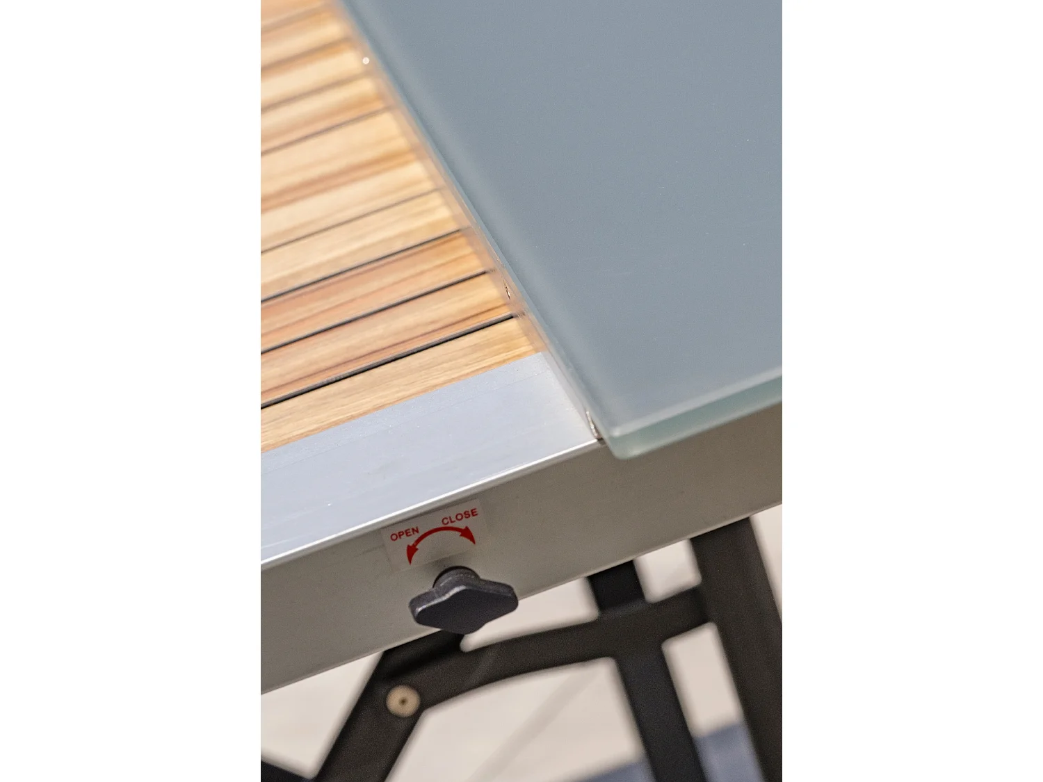 Ensemble repas de jardin 6 places en aluminium